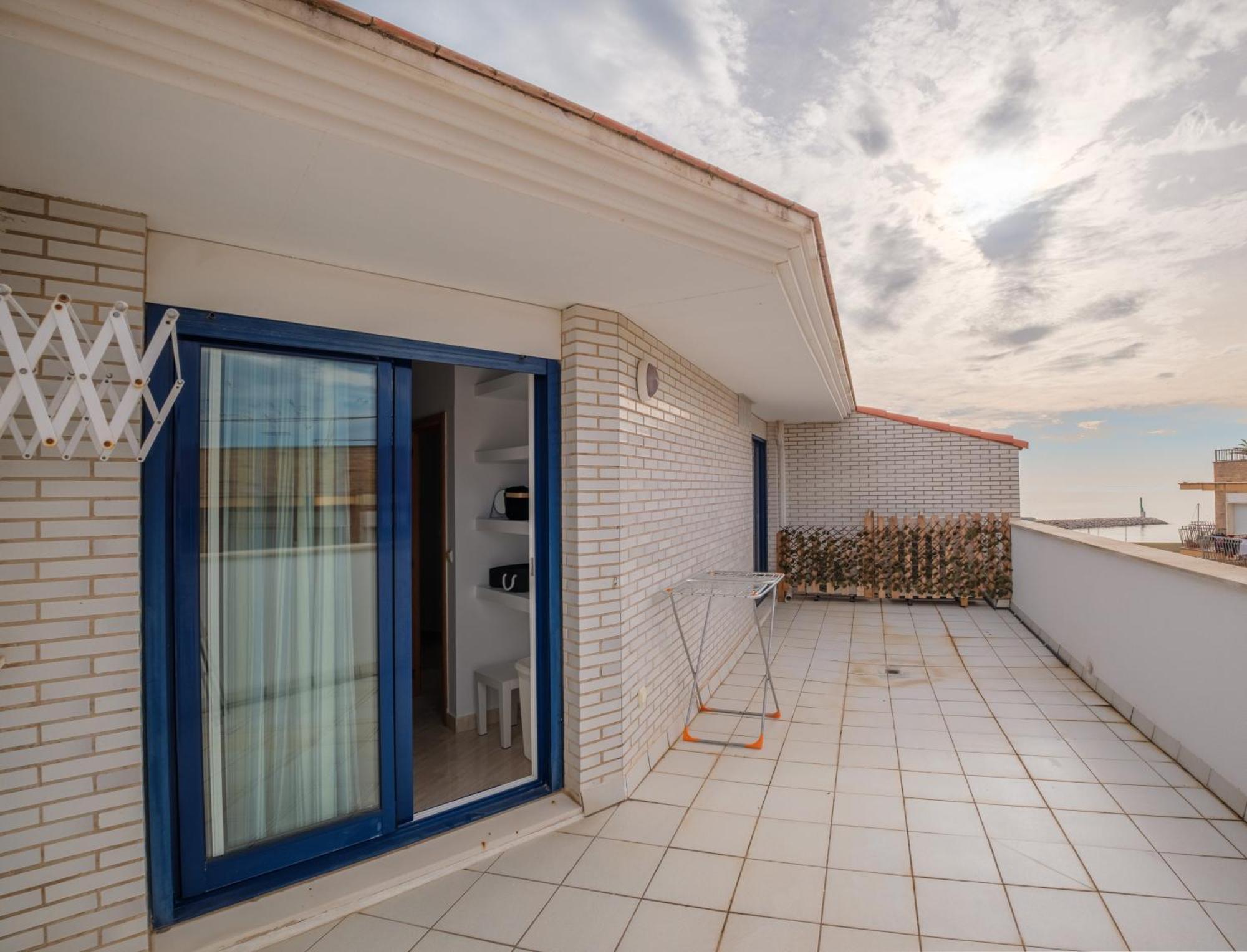 Atico Duplex Exclusivo Con Amplias Terrazas, Piscina Y Vistas Al Mar En Ametlla De Mar * L'Ametlla de Mar