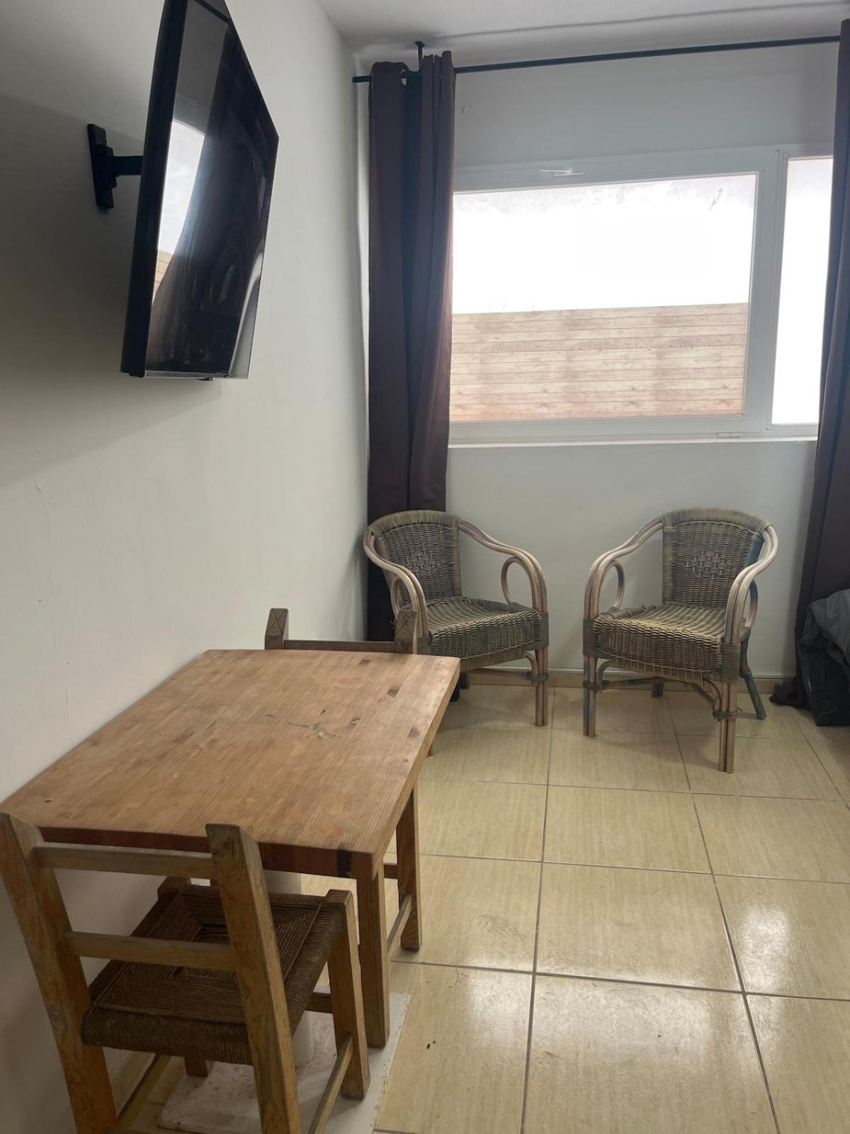 With Bathroom And Kitchen * San José