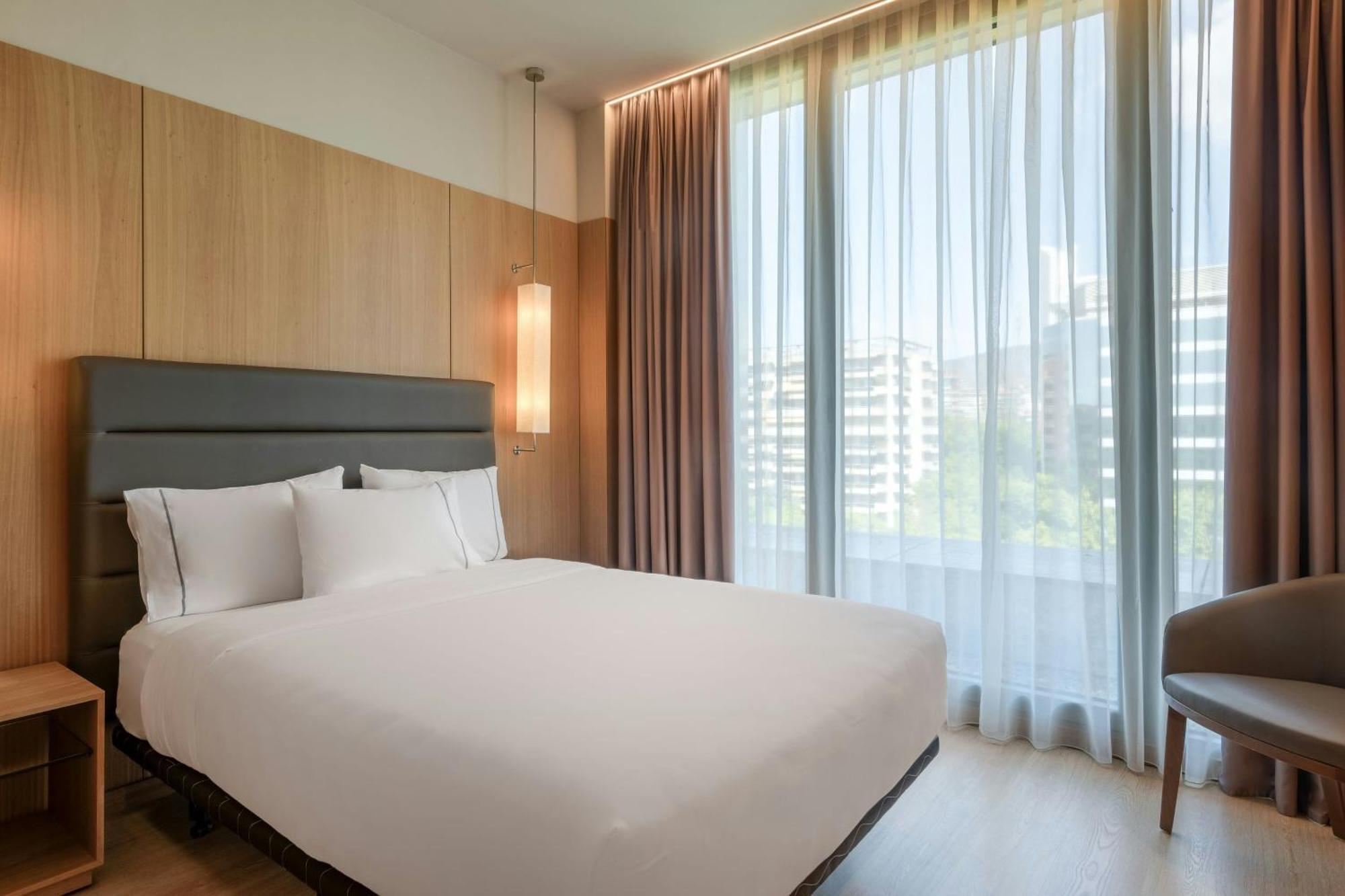 Hotel Ac Diagonal L'illa By Marriott