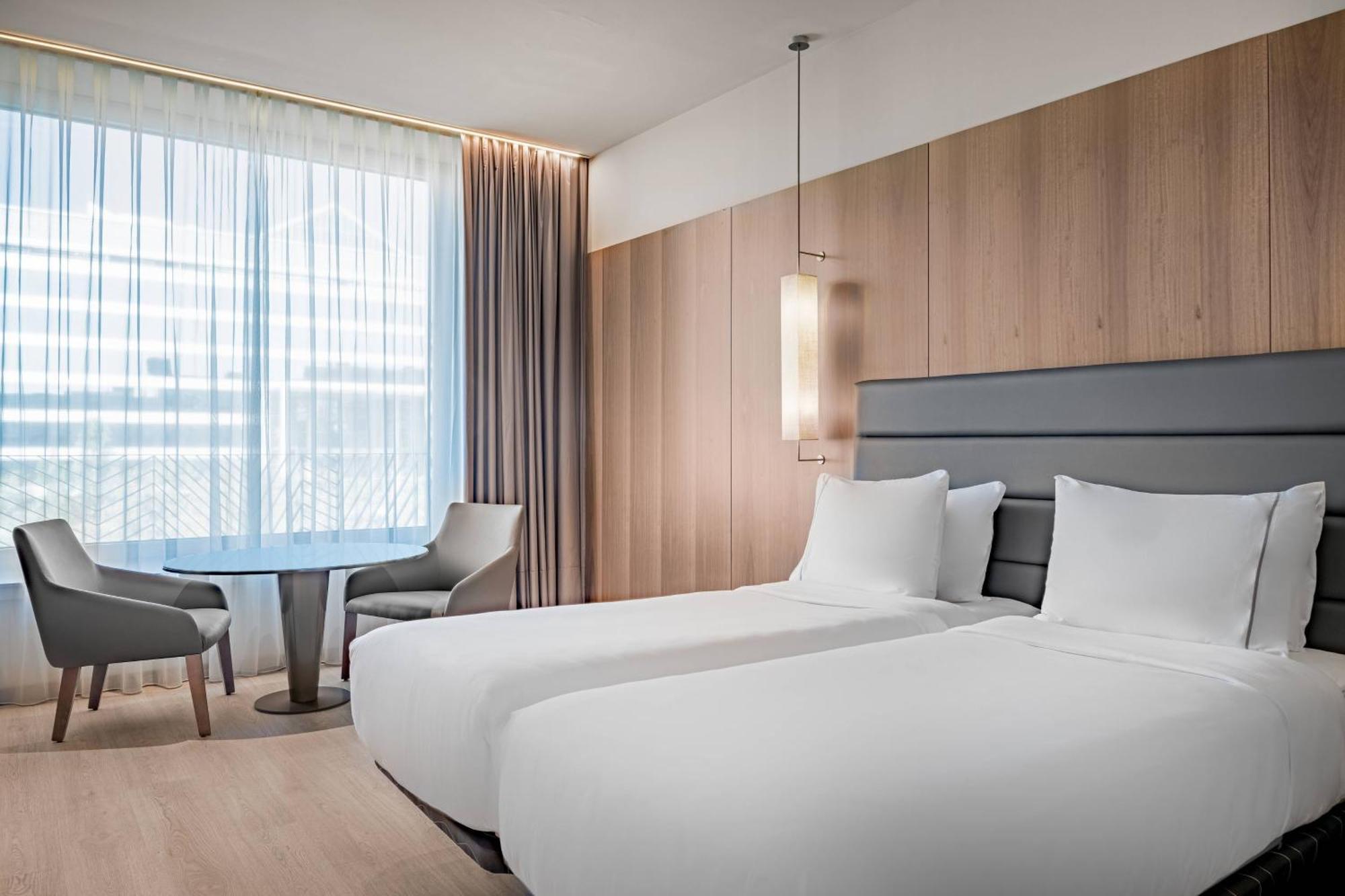 Hotel Ac Diagonal L'illa By Marriott 4*