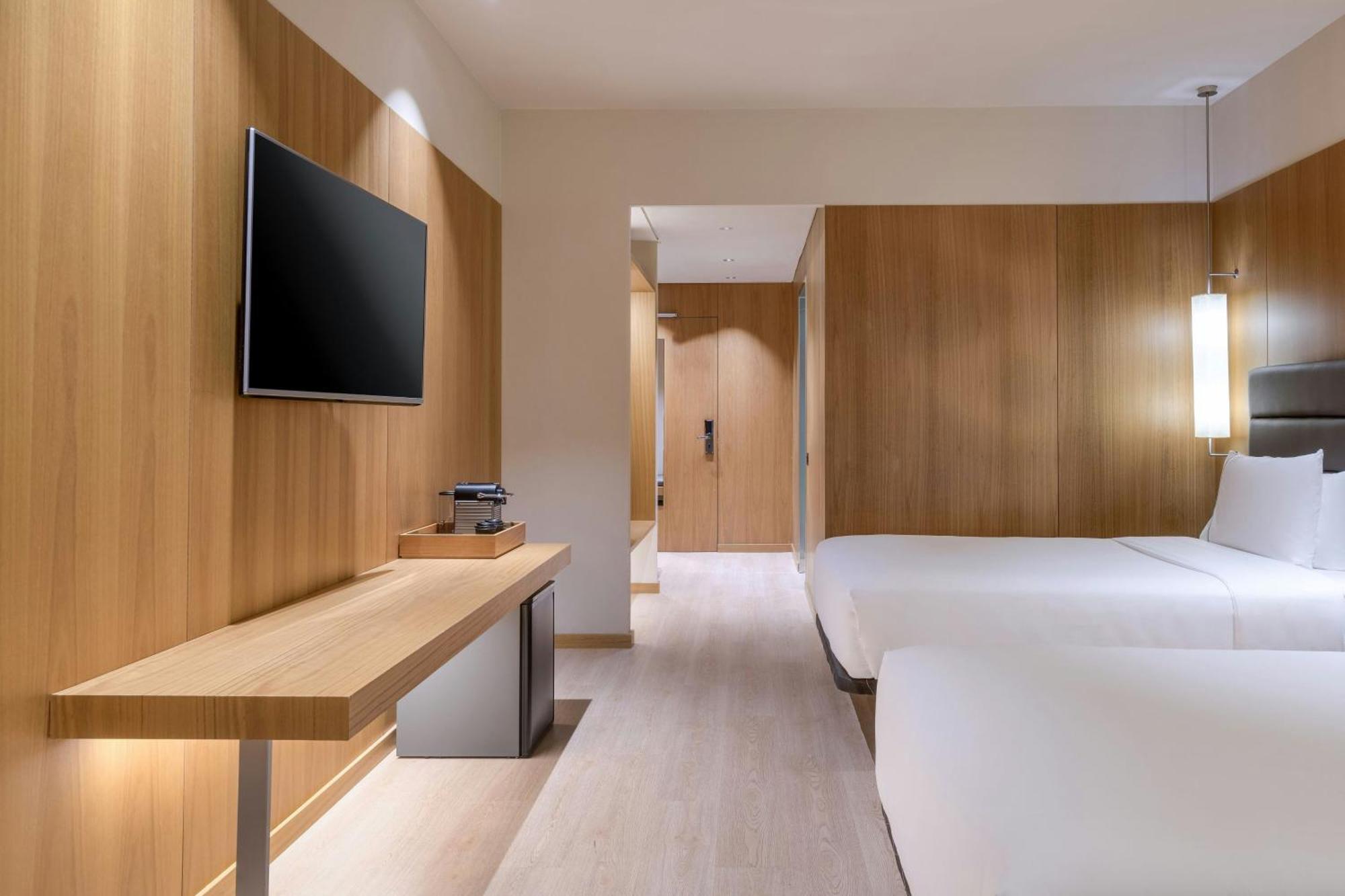 Hotel Ac Diagonal L'illa By Marriott Barcelona