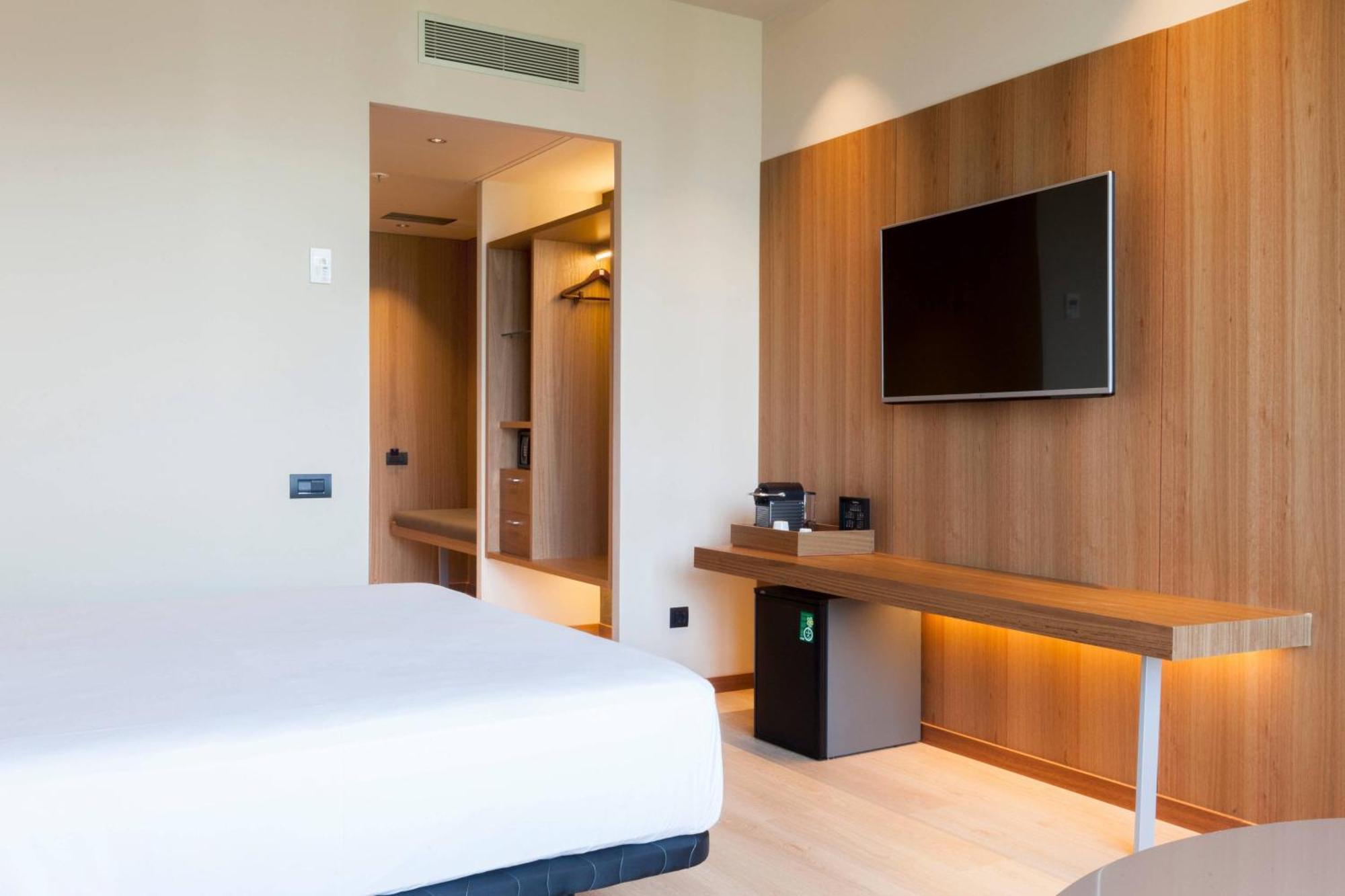 Ac Diagonal L'illa By Marriott Hotel