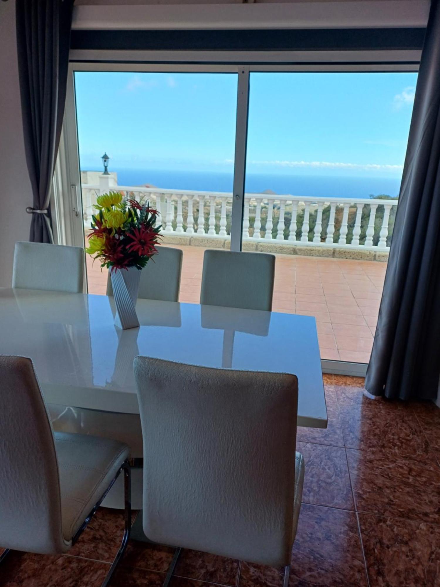 Villa Rural Casa Blanca By Tenerife & Sales