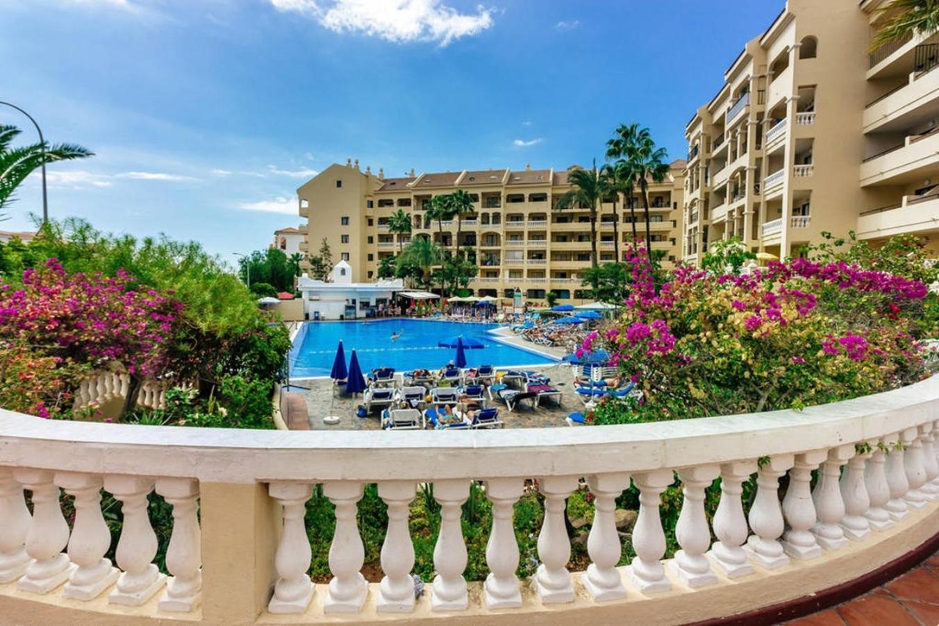 Apartamento 2 Bedroom In Castle Harbour C205 Los Cristianos (Tenerife)