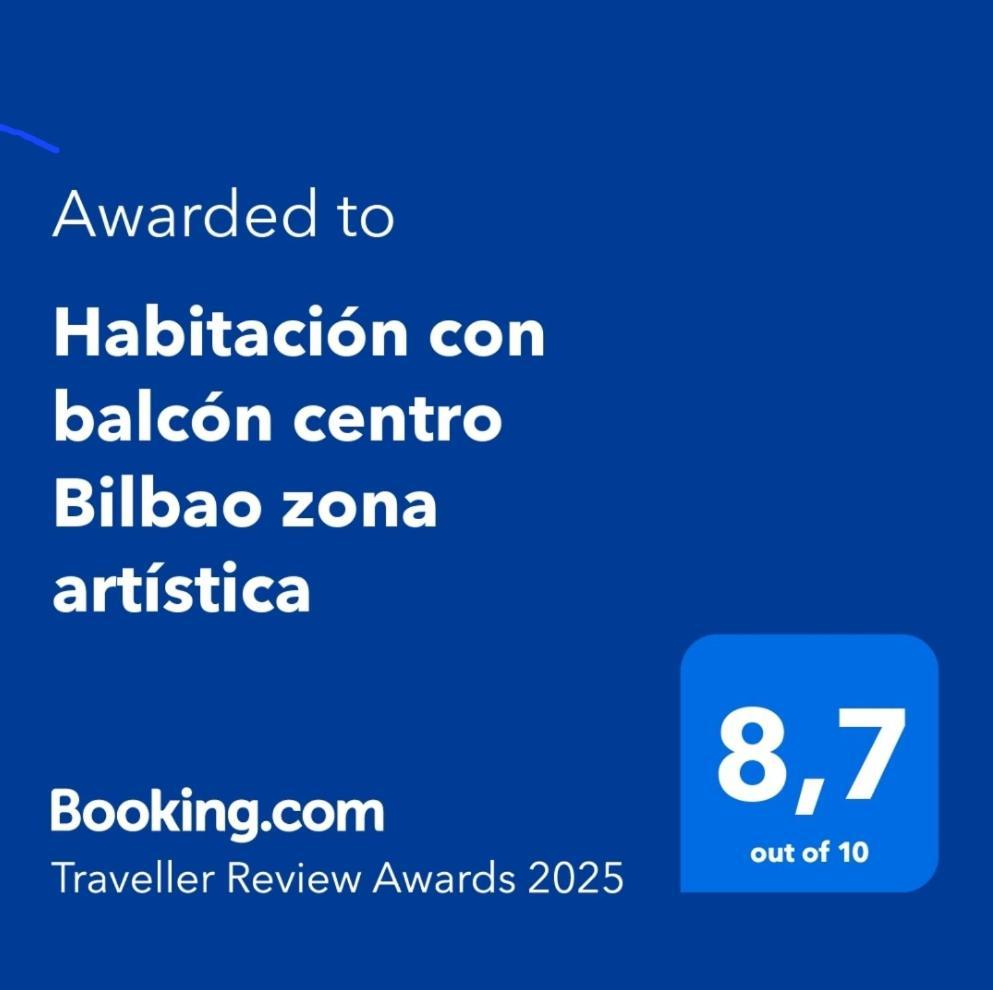 Con Balcon Centro Zona Artistica Homestay *