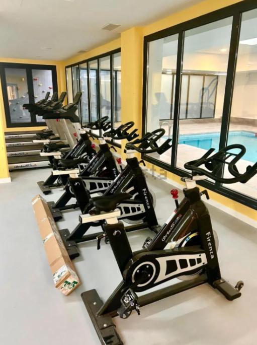 Apartment Estudios Homer Y Con Piscina Olimpica Climatizada, Exterior,gimnasio, Coworking, Netflix Y Wifi Gratis