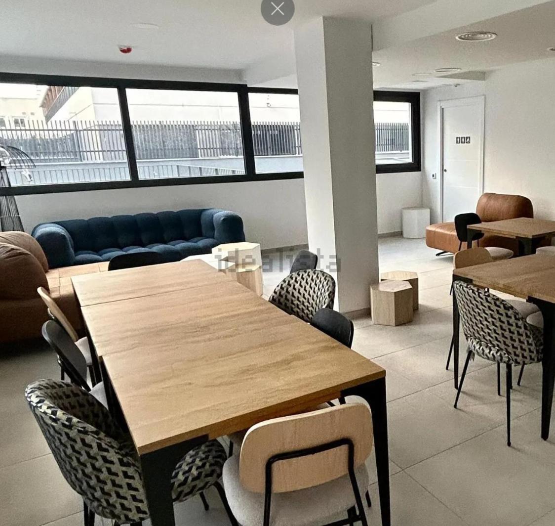 Estudios Homer Y Con Piscina Olimpica Climatizada, Exterior,gimnasio, Coworking, Netflix Y Wifi Gratis *