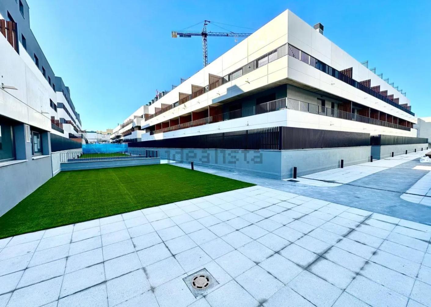 Estudios Homer Y Con Piscina Olimpica Climatizada, Exterior,gimnasio, Coworking, Netflix Y Wifi Gratis * San Sebastian de los Reyes