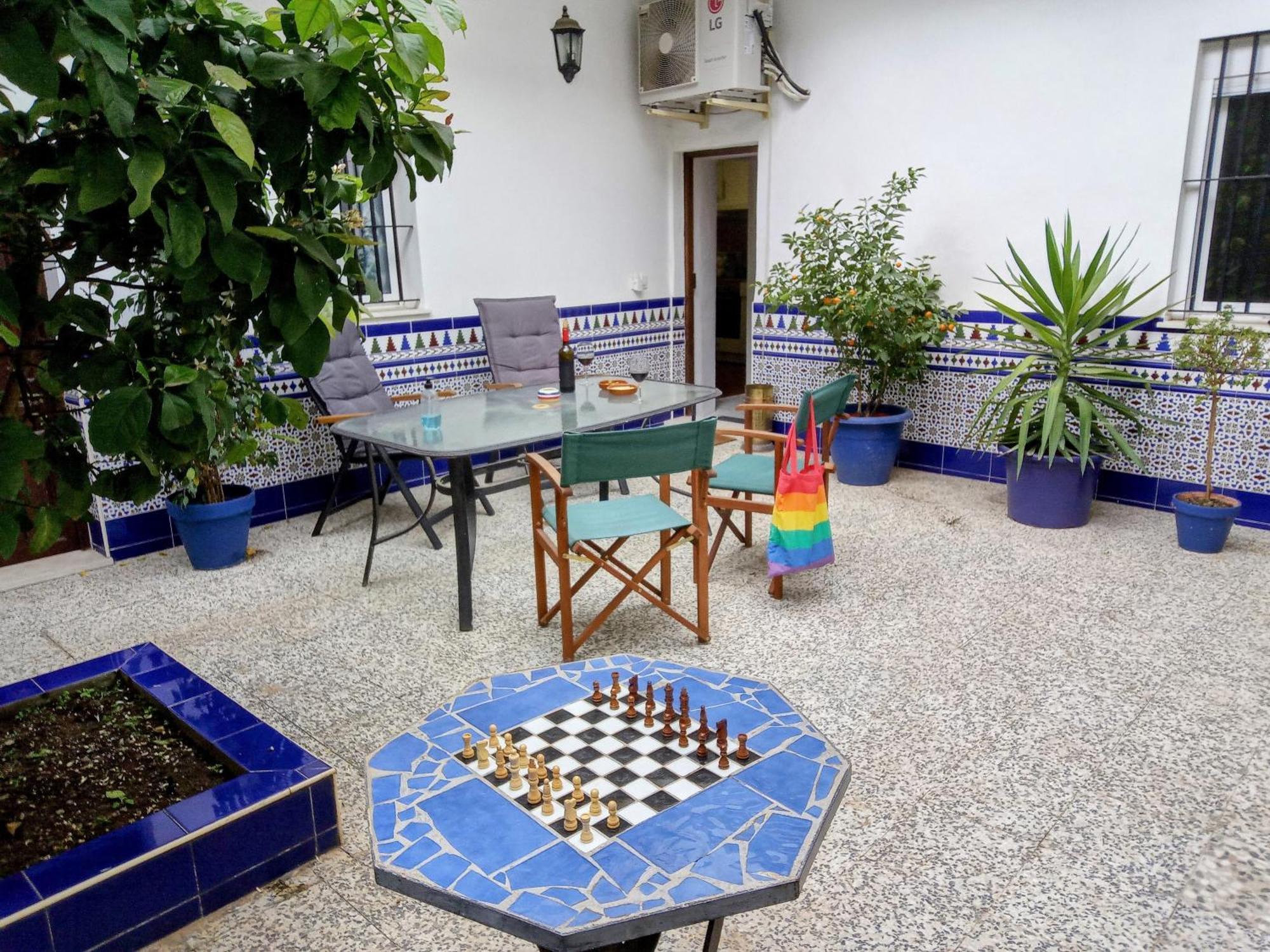 Apartment Casa Valientes B - Free Private Parking, Patio, Wifi & Ac Jerez de la Frontera