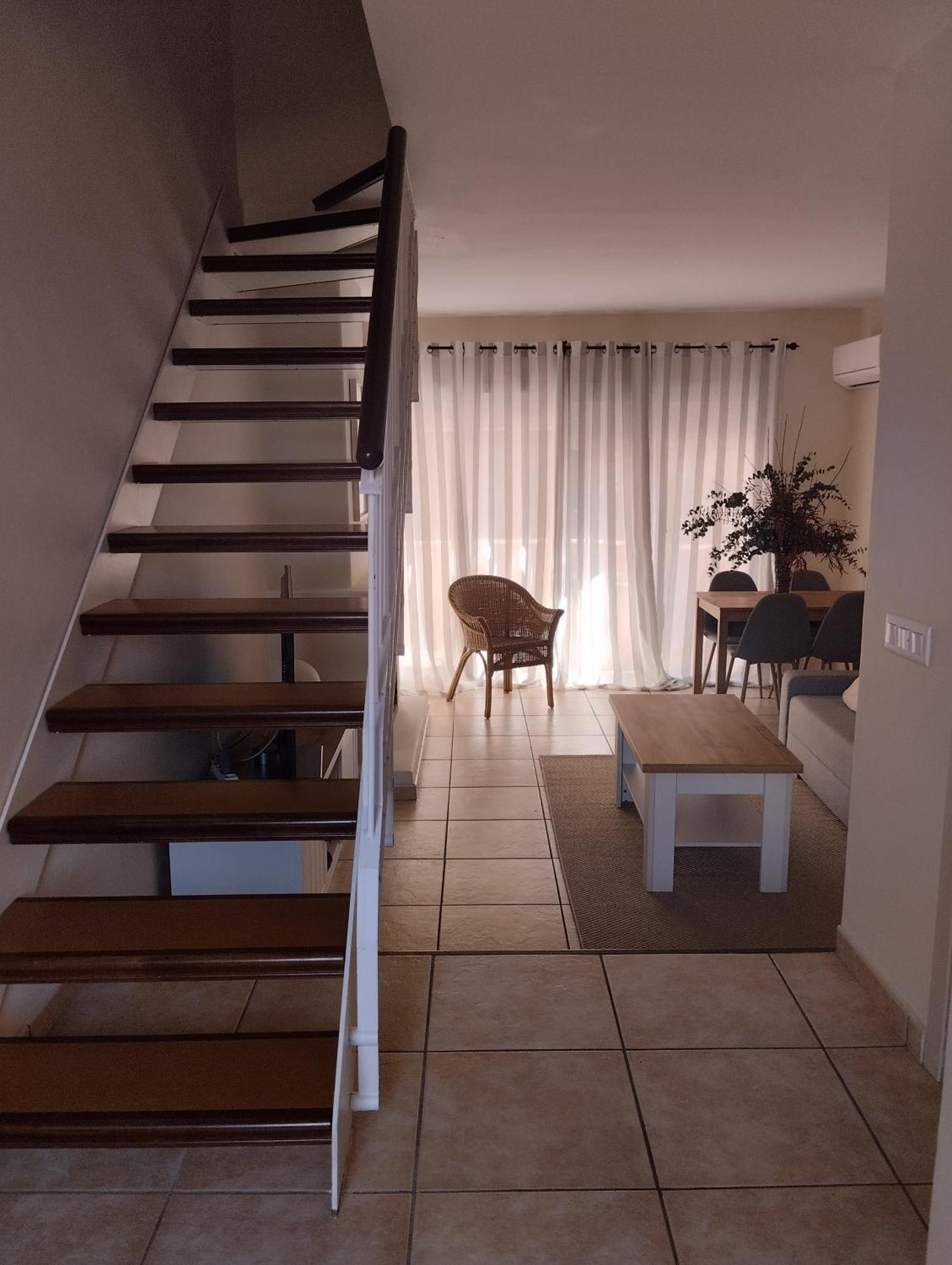Luminoso Y Acogedor En Residencial Altavista *