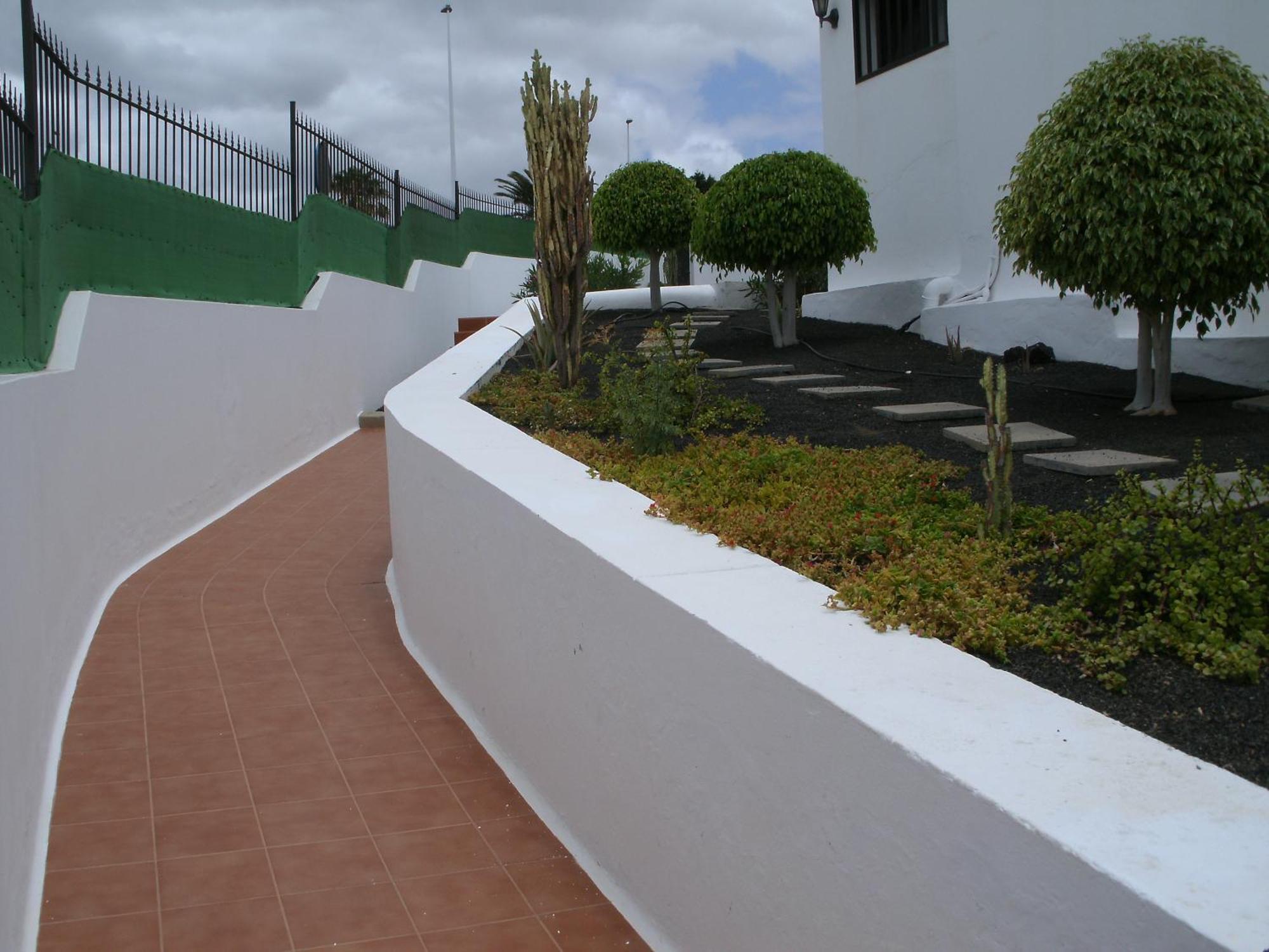 Don Rafael Villa *