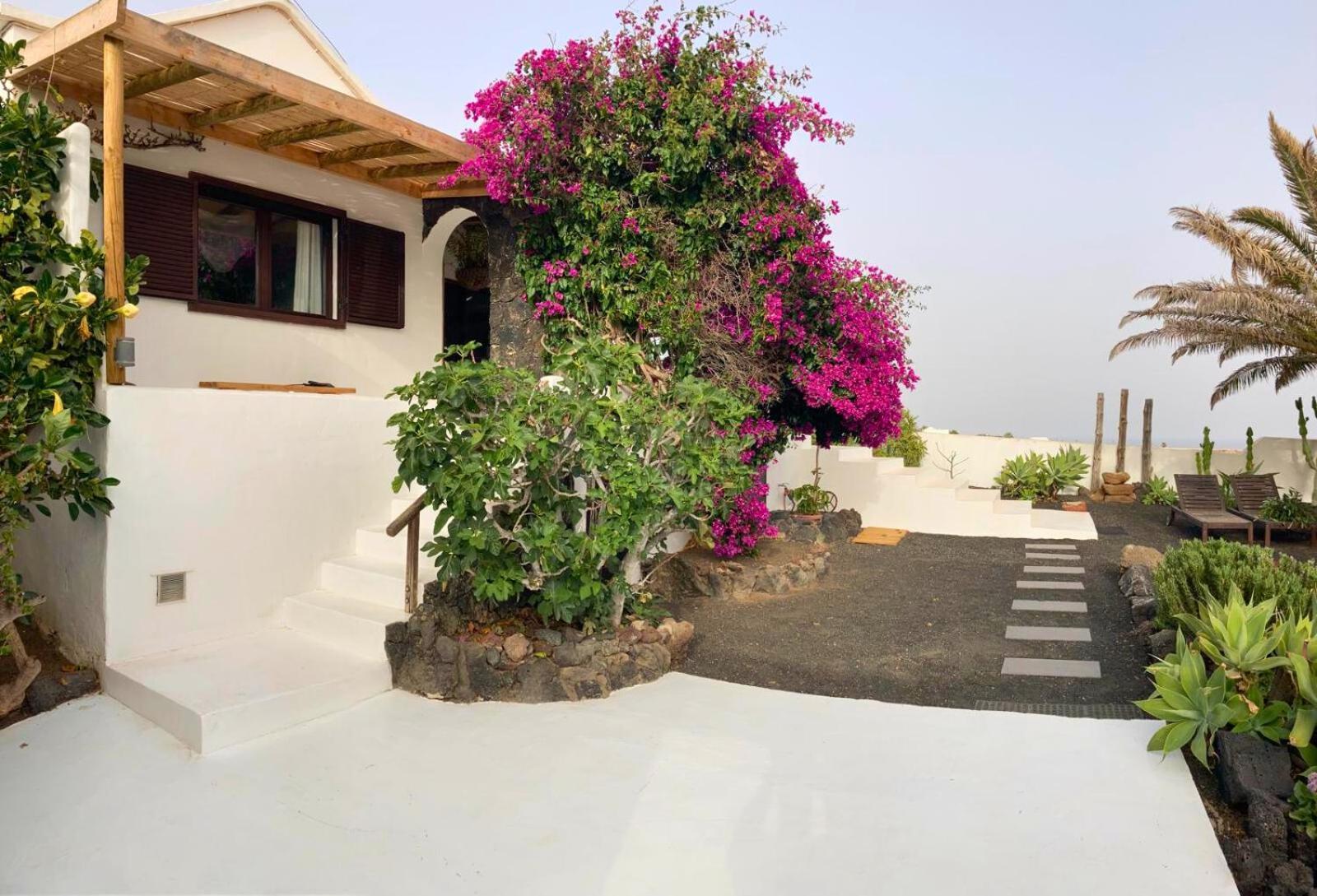 Full Relaxation - Private - Sea View - Private Garden - 2 Terraces - 3 Bedrooms - Wifi - Parking - Washing Machine Holiday home Guime