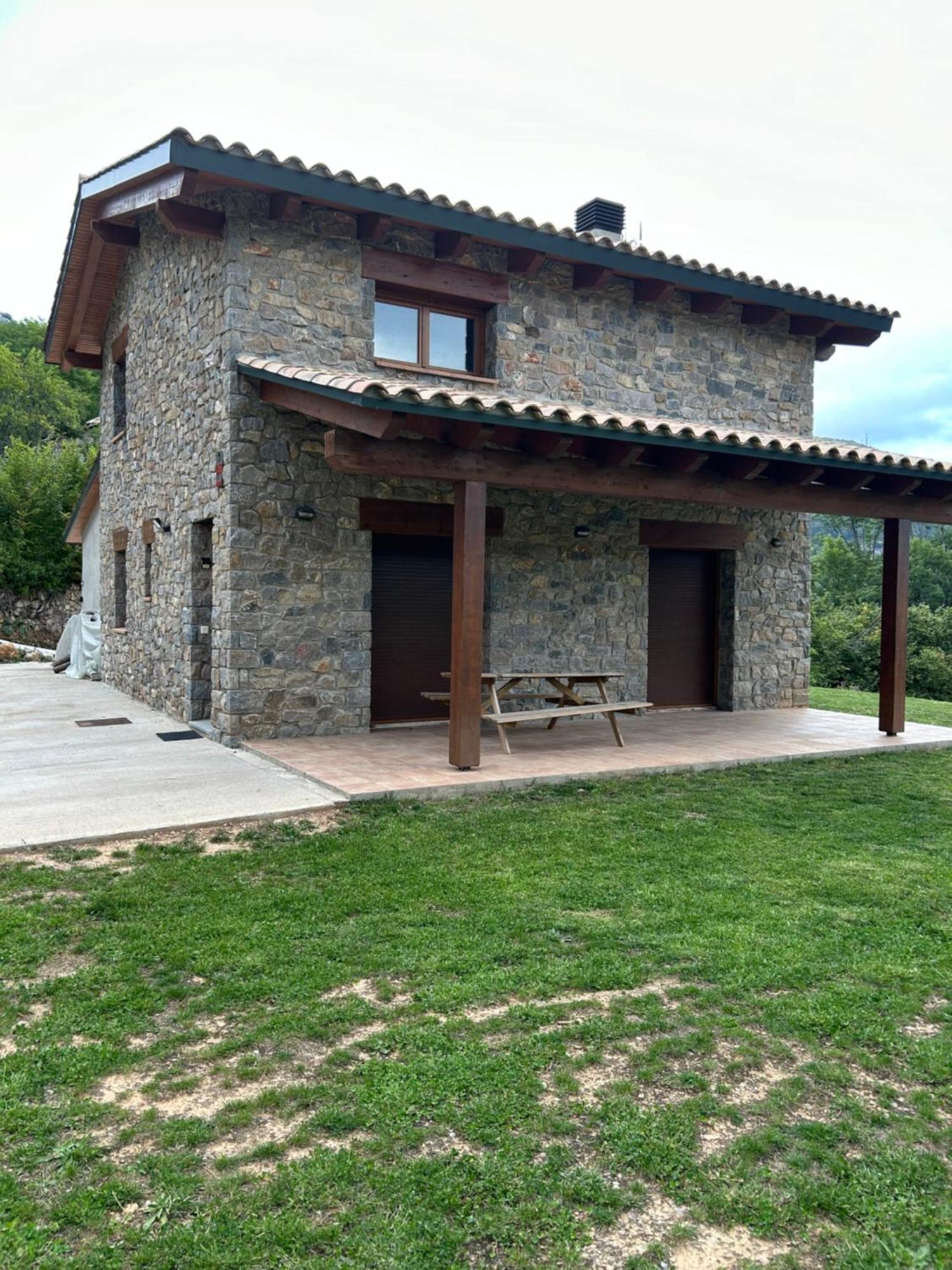 Casa De Les Escoles, Espinalbet - Alberga Chalet Castellar del Riu