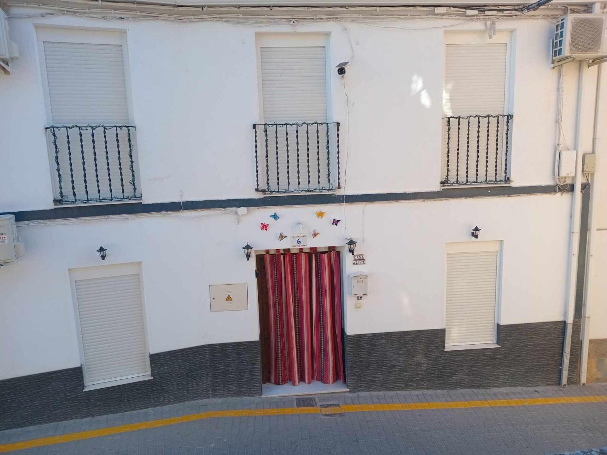 Casa Alice Bed & Breakfast Salar