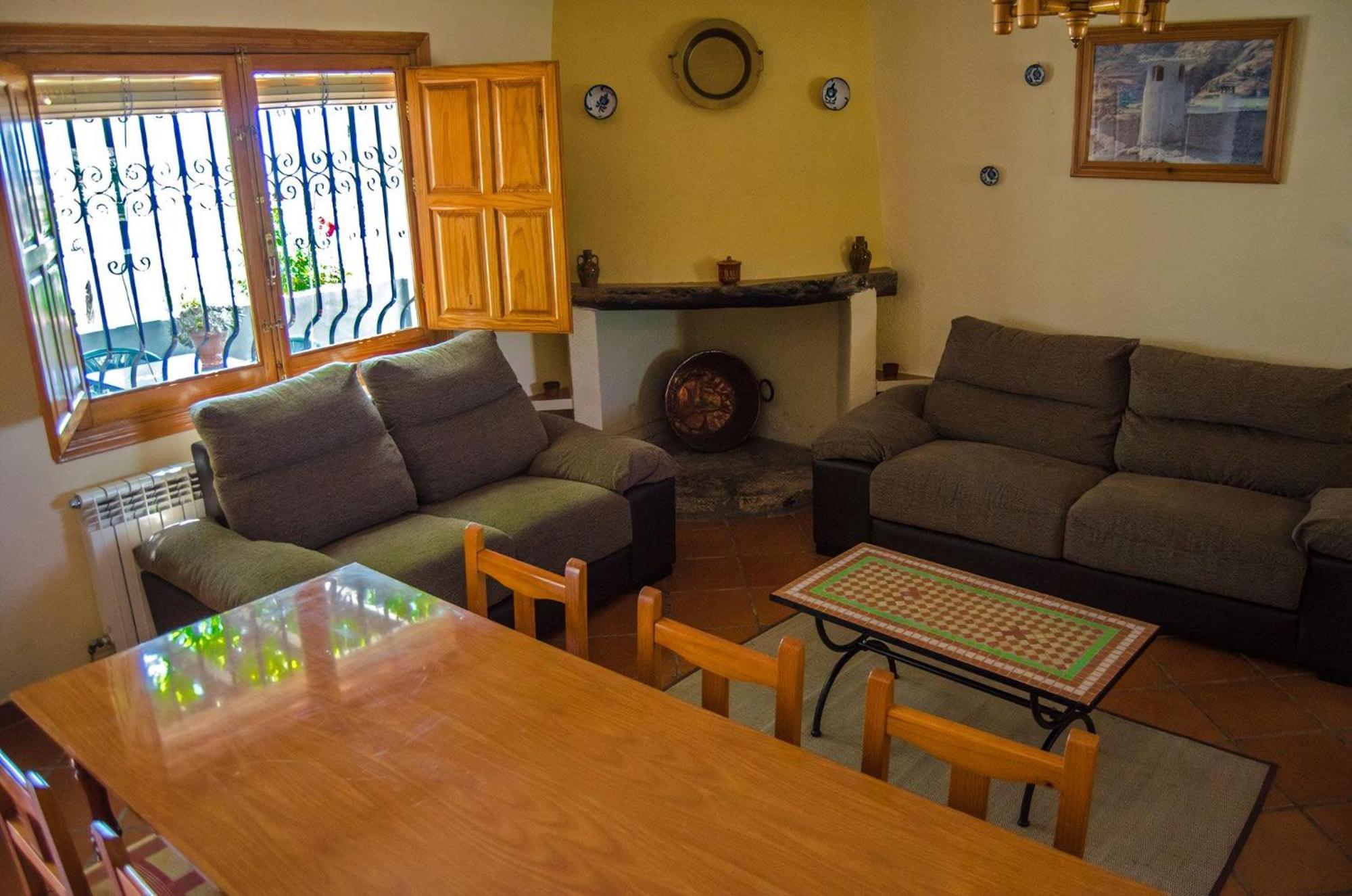 Gemuetliches Haus In Сasa de vacaciones Válor