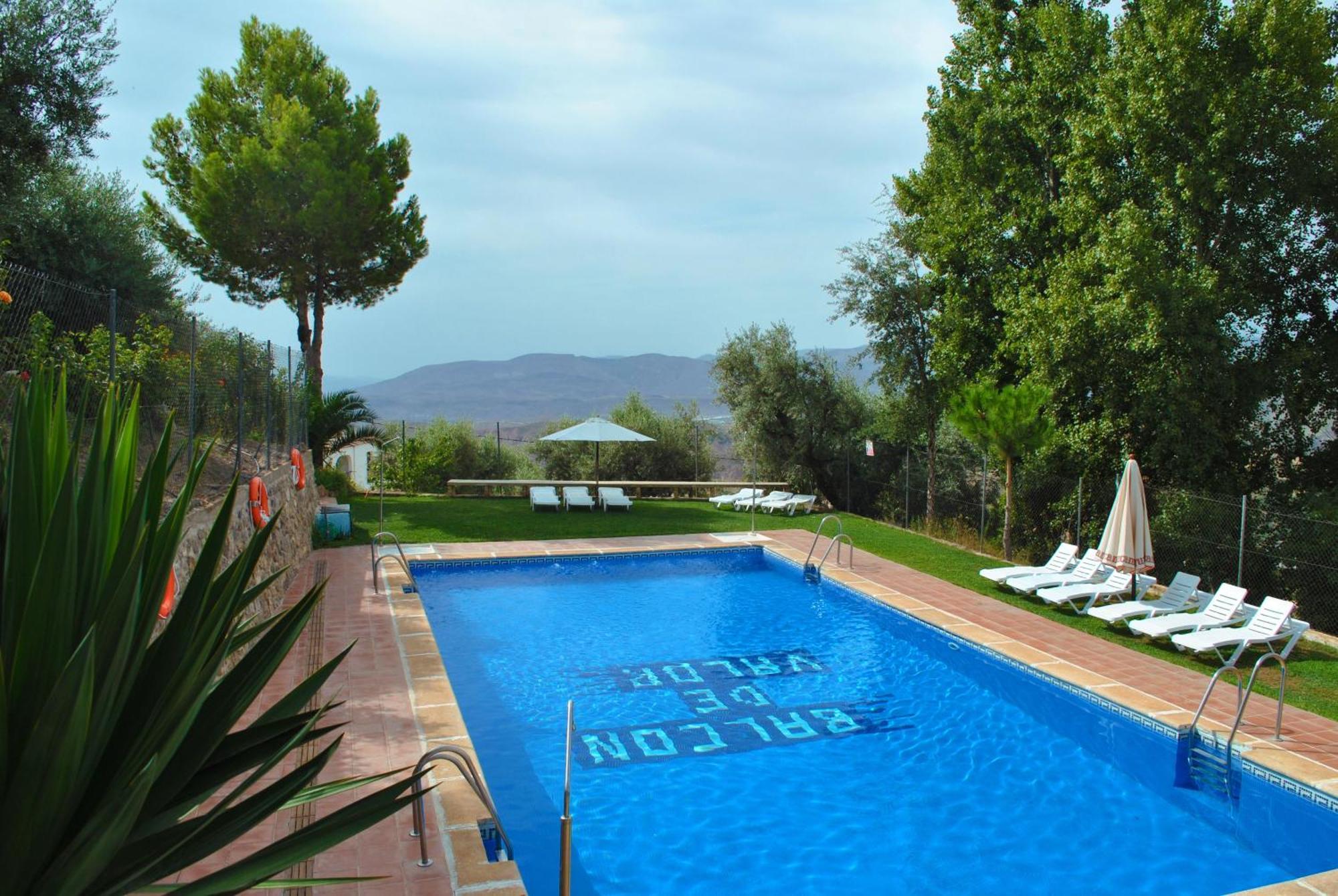 Gemuetliches Mit Pool Und Garten *