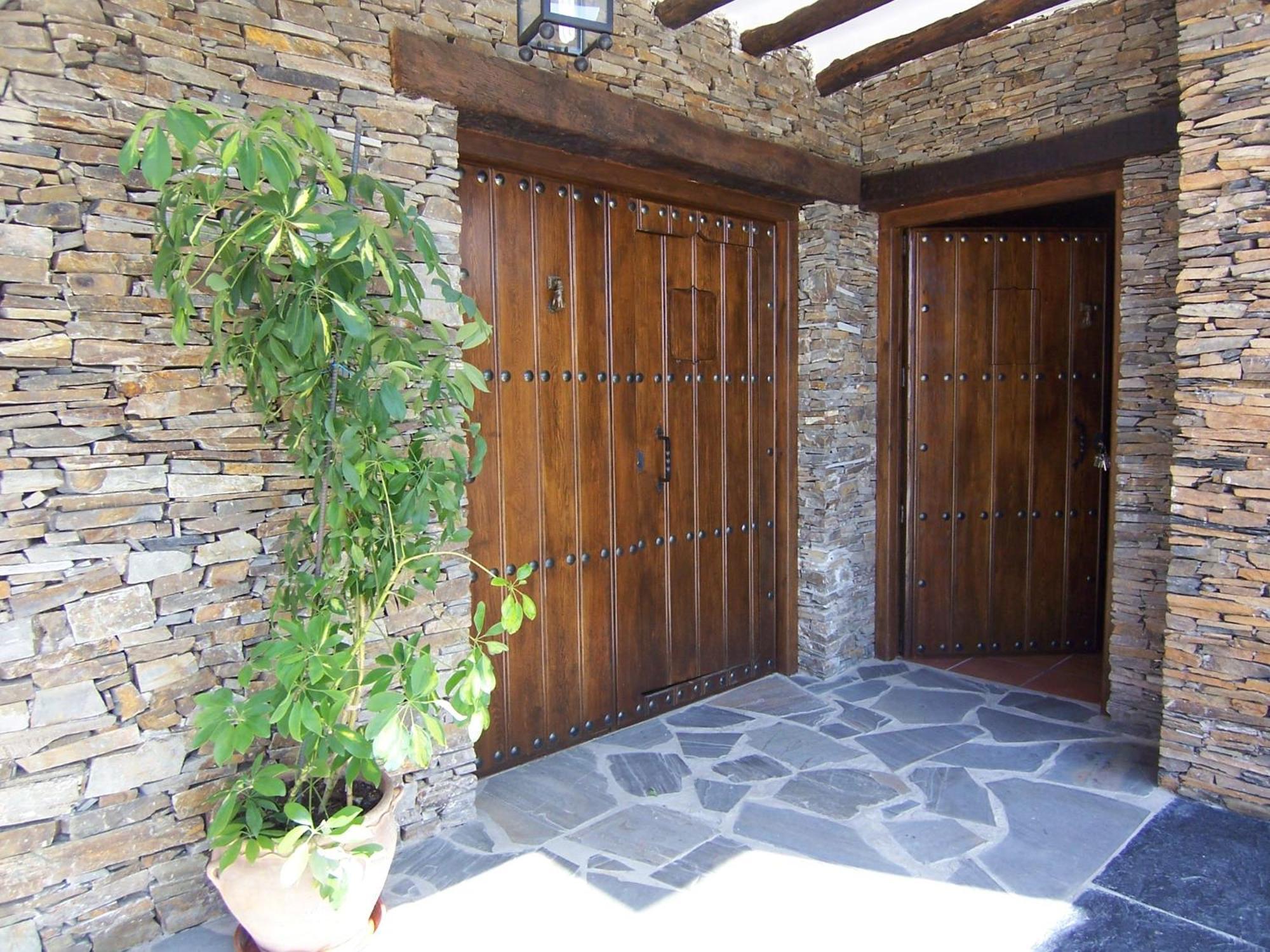 Gemuetliches Mit Pool Und Garten
