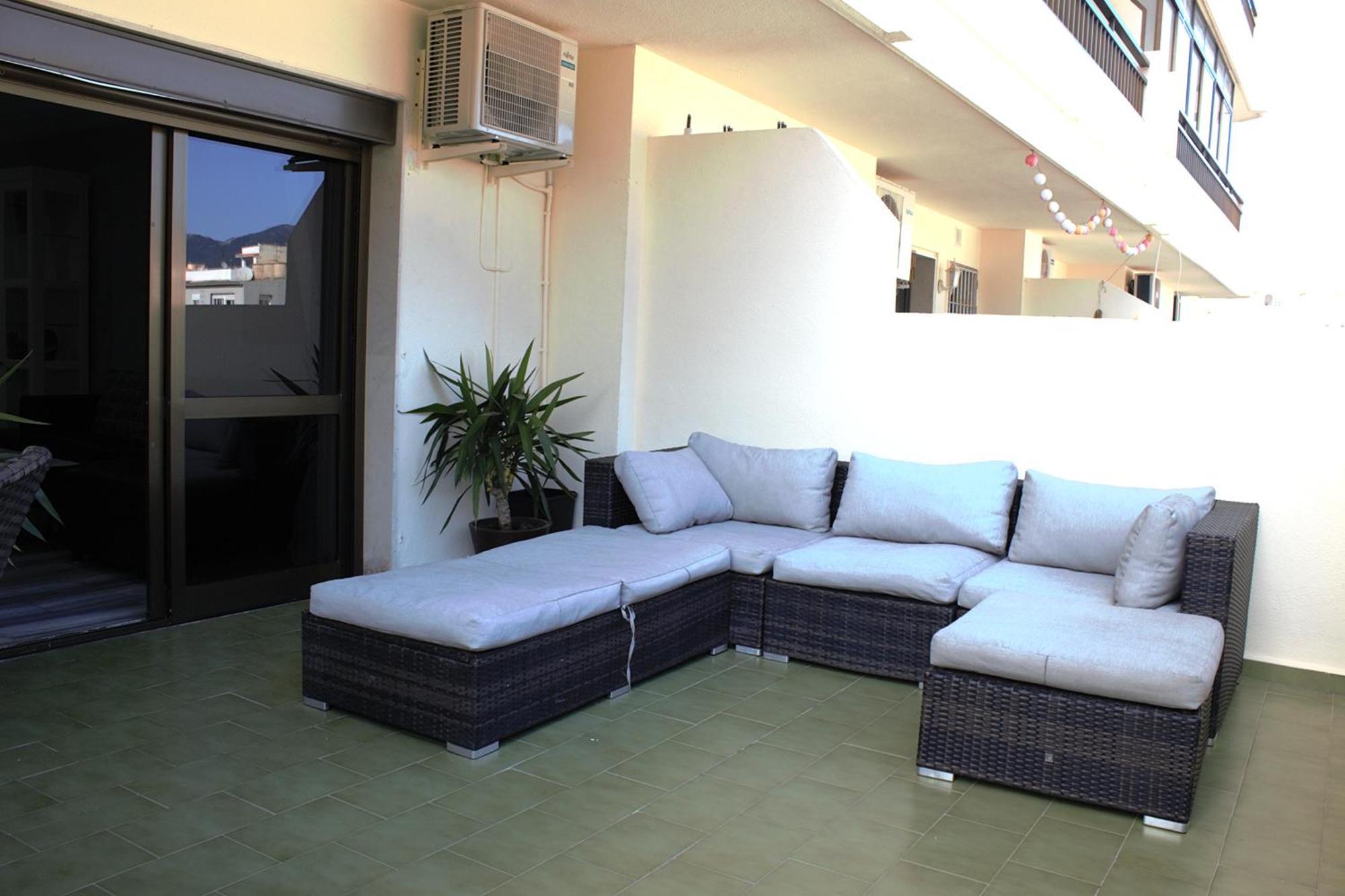 2 Bedroom 2 Bathroom In The Heart Of With Big Terrace And Free Parking Space Close To Apartamento