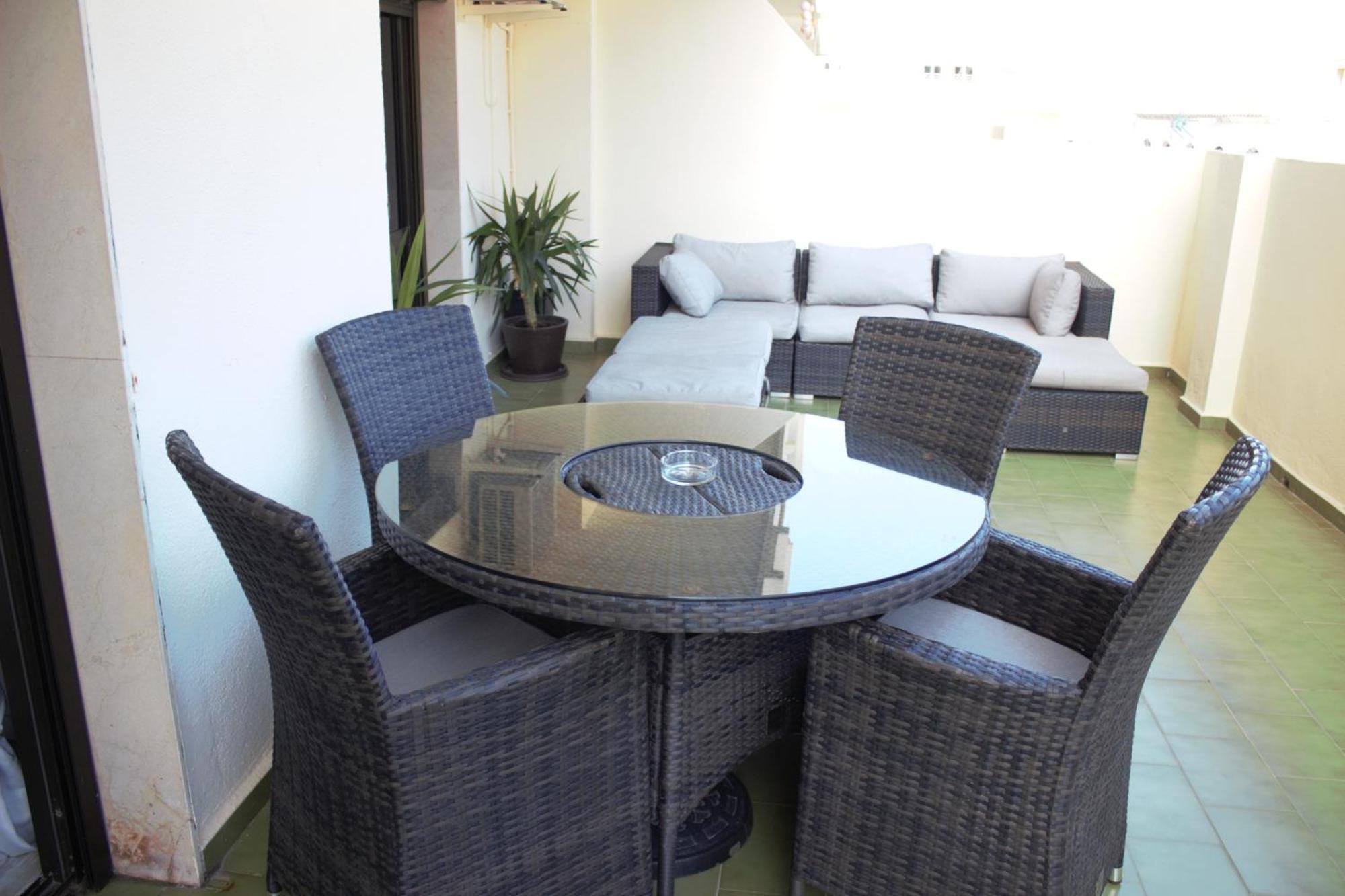 2 Bedroom 2 Bathroom In The Heart Of With Big Terrace And Free Parking Space Close To Apartamento Fuengirola