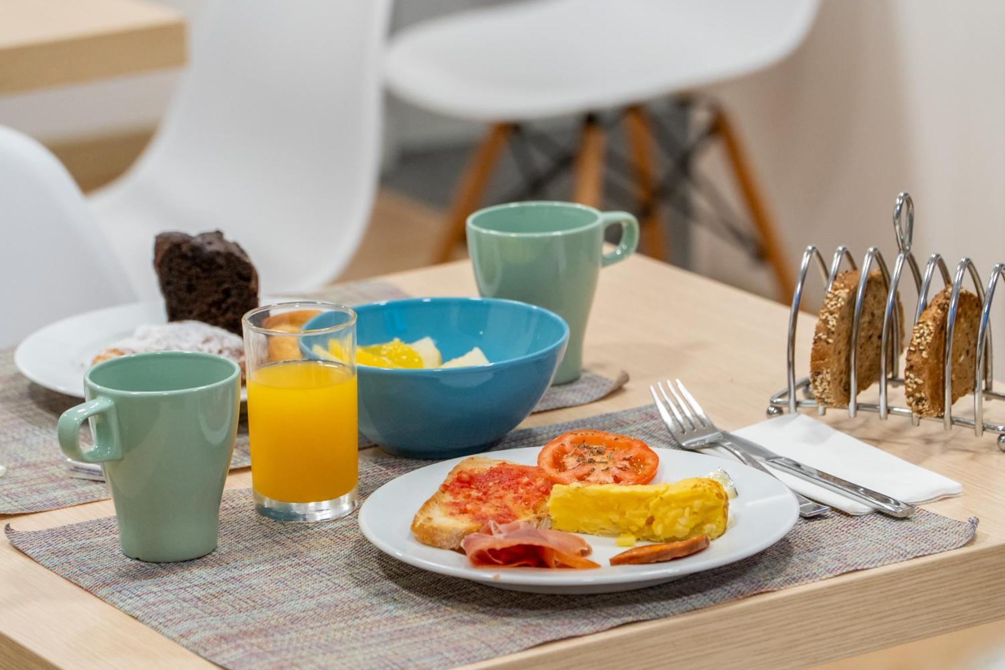 Menurka Hostal Ciutadella (Menorca)