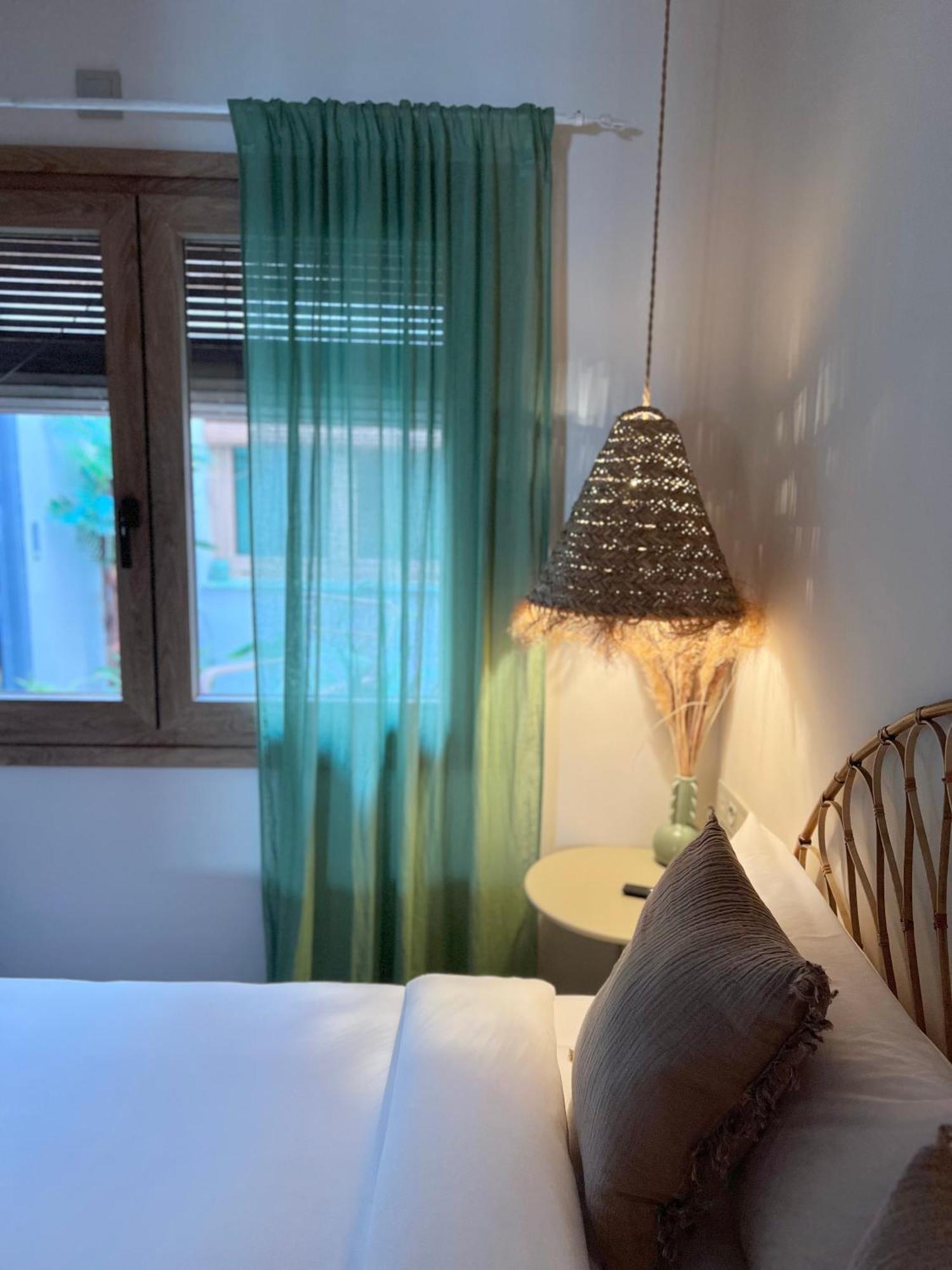 Apartahotel Montroig 5 Boutique *