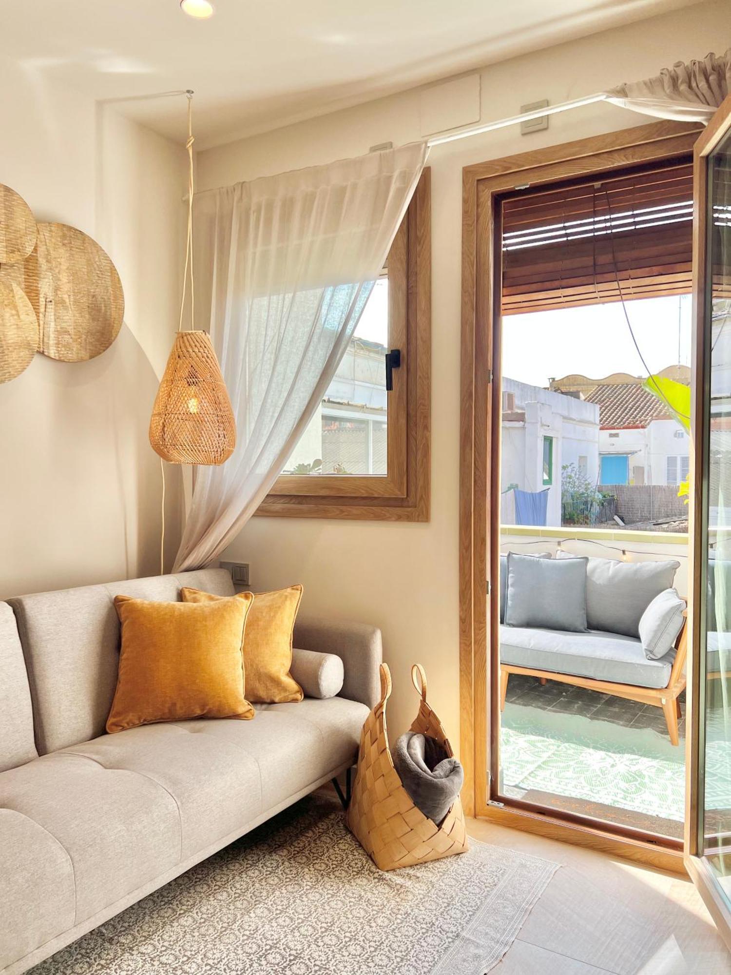 Montroig 5 Boutique * Sitges