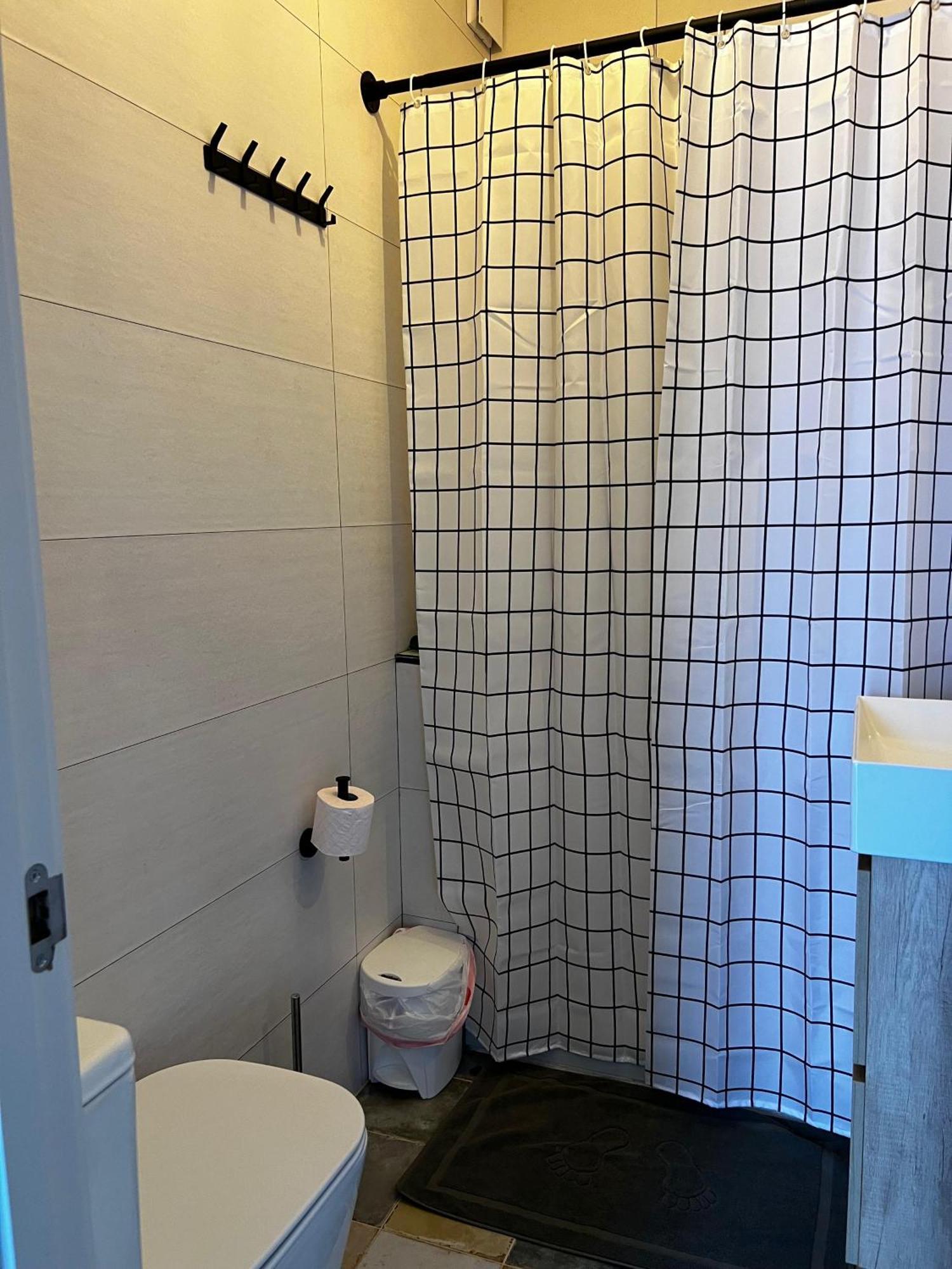 Homestay Casita Naif En A 30 Metros De La Playa Torre Del Mar