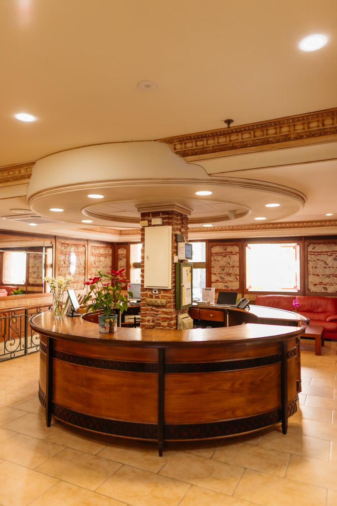 Hotel Polamar 3*