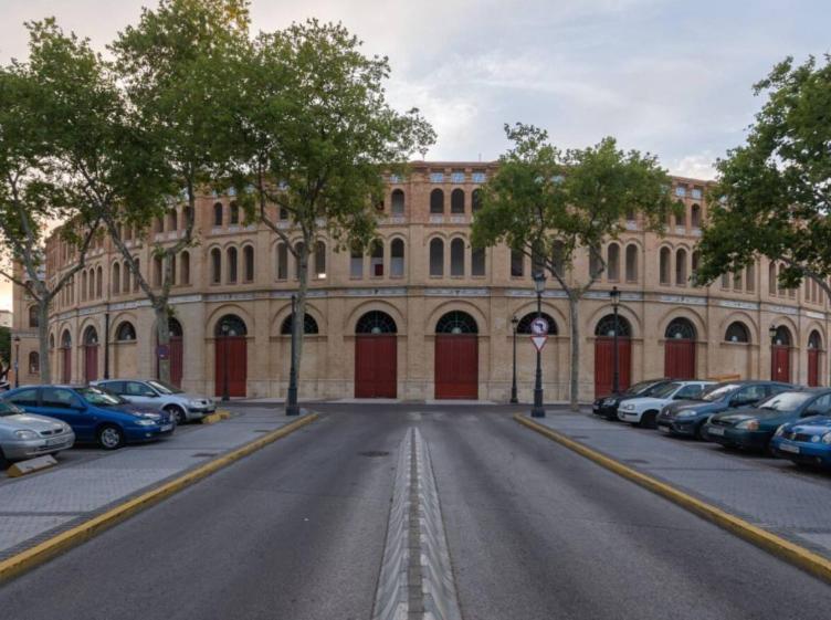 Apartoyou - Plaza De Toros