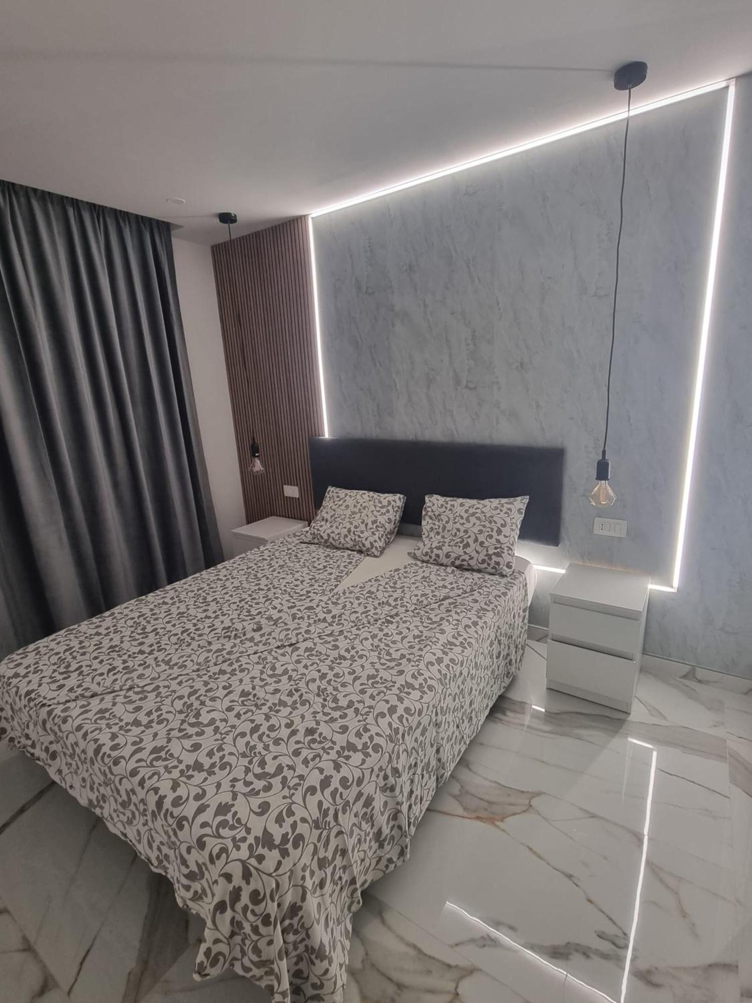 Apartamento Casa Palmera 2 Only 150 Meters To The Beach, Heated Pool, Wifi, Sat-tv, Terrace, Location, Washing Machine *