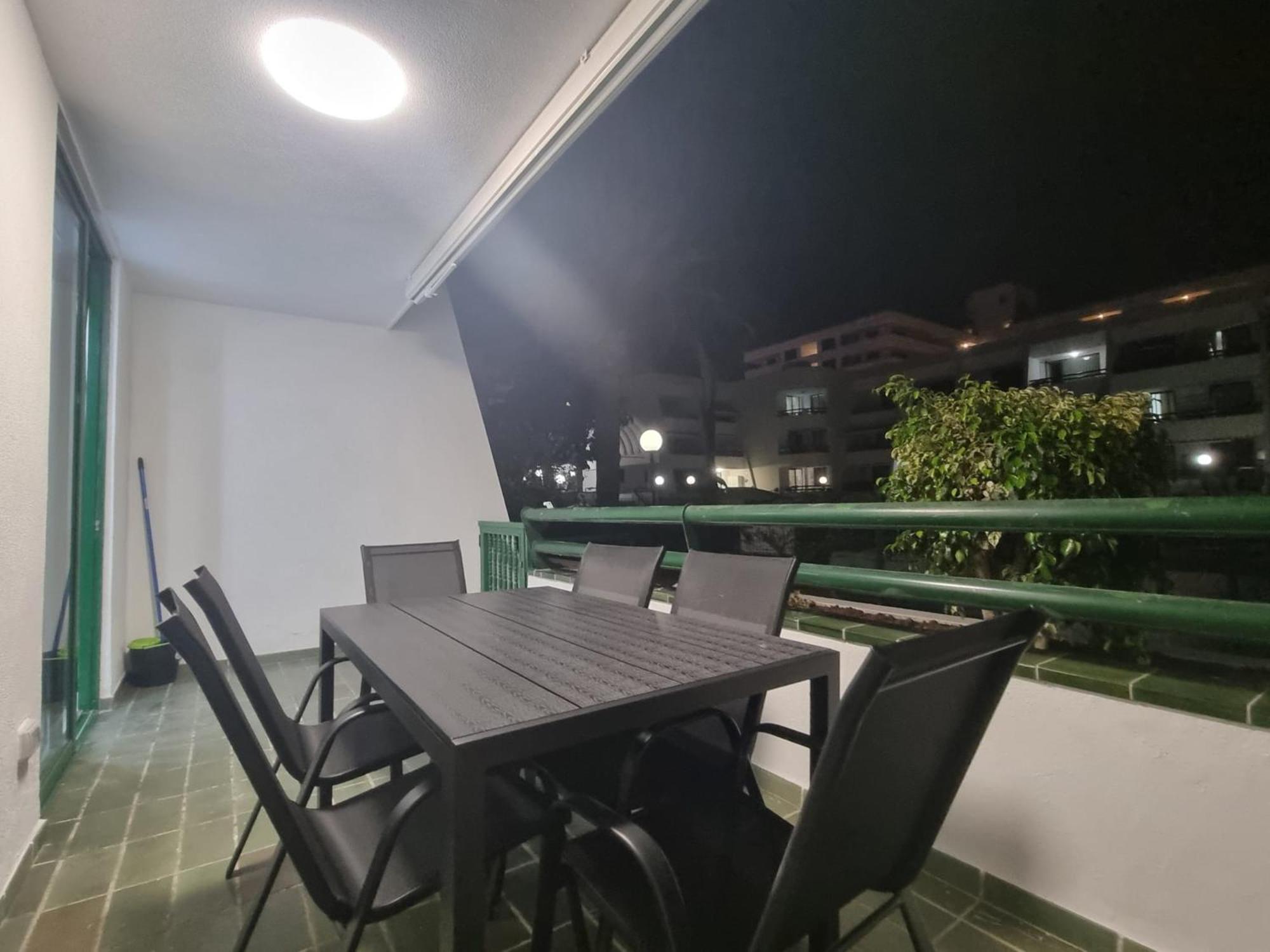 Casa Palmera 2 Only 150 Meters To The Beach, Heated Pool, Wifi, Sat-tv, Terrace, Location, Washing Machine