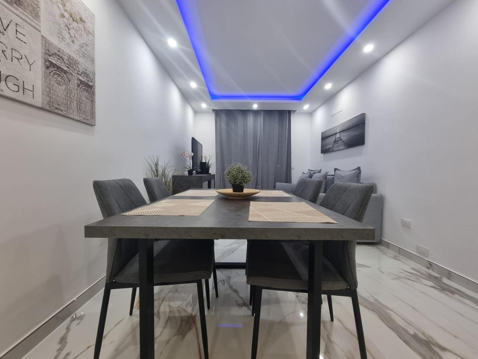 Apartamento Casa Palmera 2 Only 150 Meters To The Beach, Heated Pool, Wifi, Sat-tv, Terrace, Location, Washing Machine Playa de las Américas