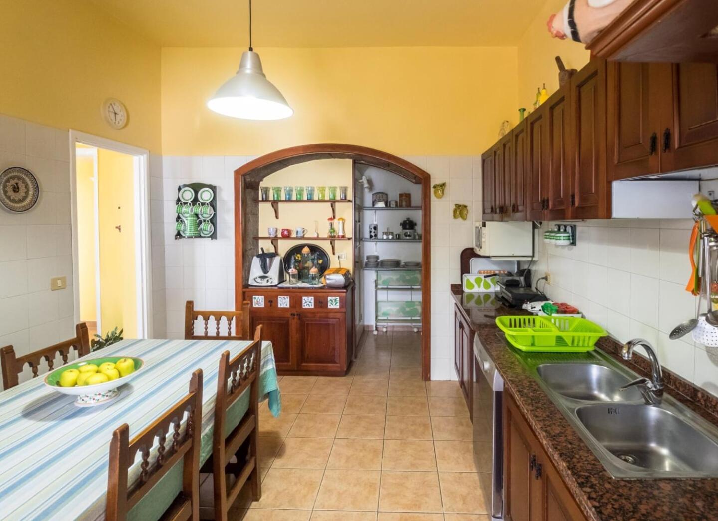 Donde Conchita, Buhardilla Con Bano Compartido, Cerca Del Aeropuerto Norte Homestay La Laguna (Tenerife)
