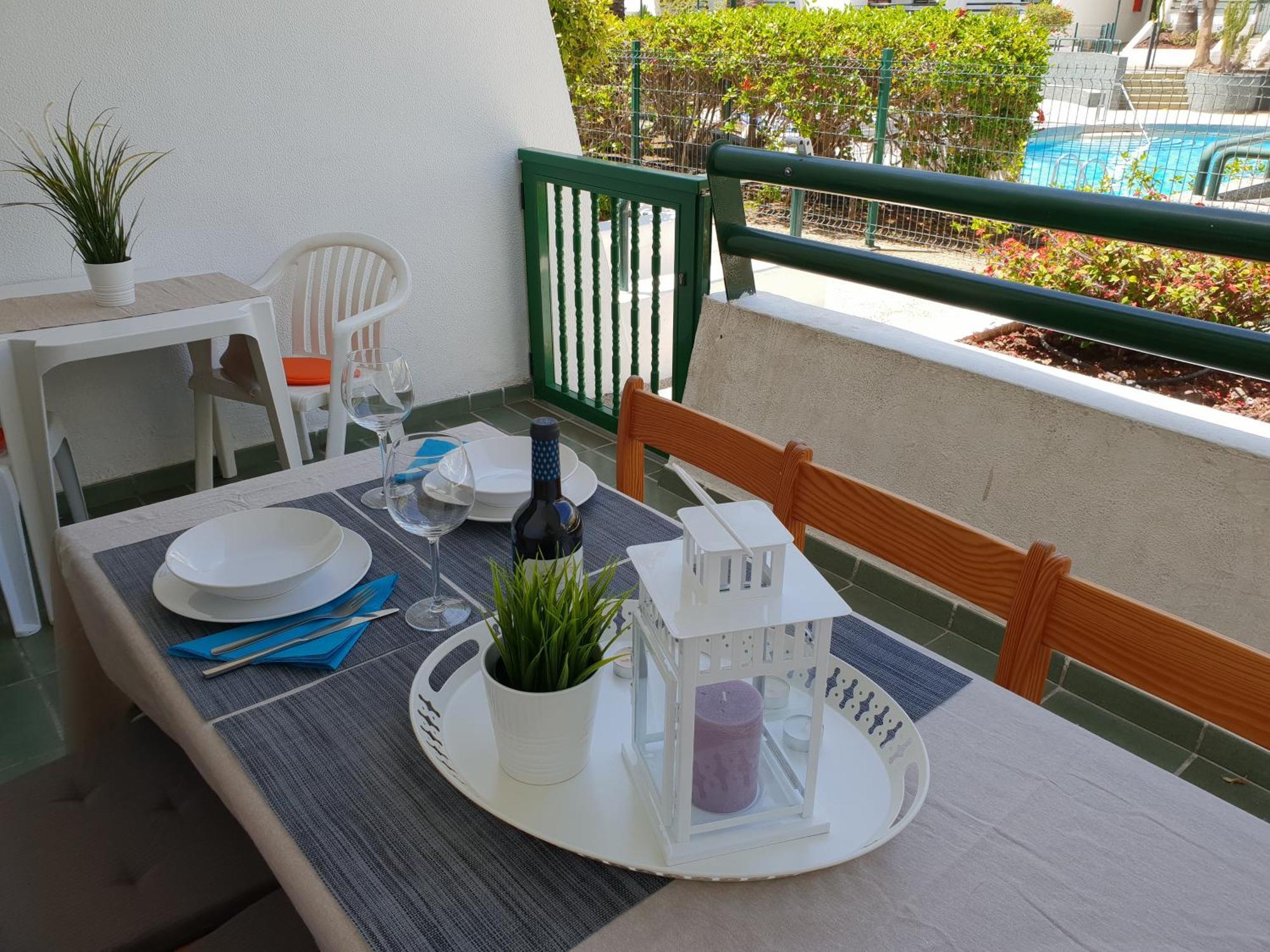 Apartamento Casa Palmera 2 Only 150 Meters To The Beach, Heated Pool, Wifi, Sat-tv, Terrace, Location, Washing Machine Playa de las Américas