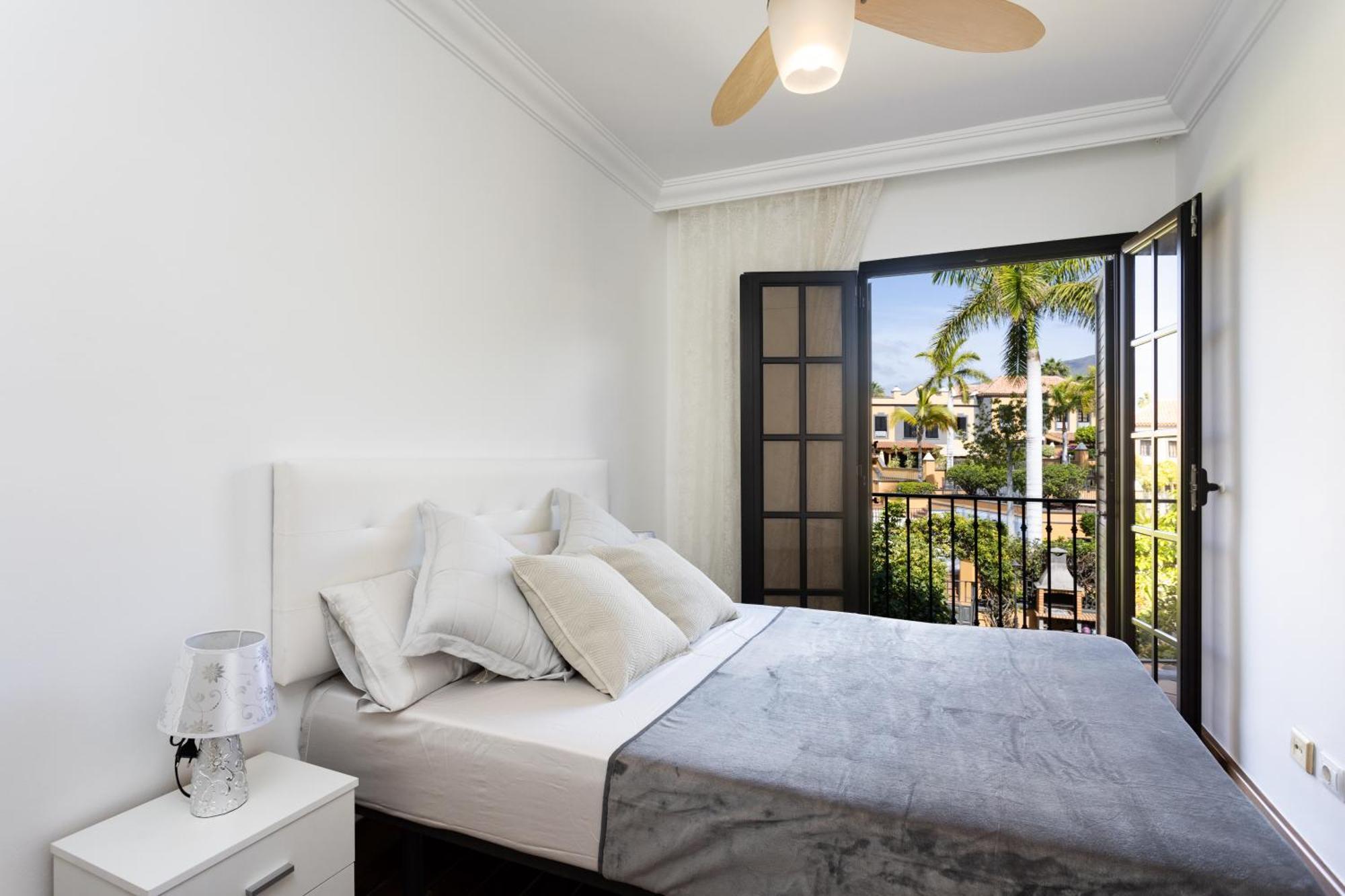 Classbnb - Luxury Townhouse 300m From Playa Del Duque