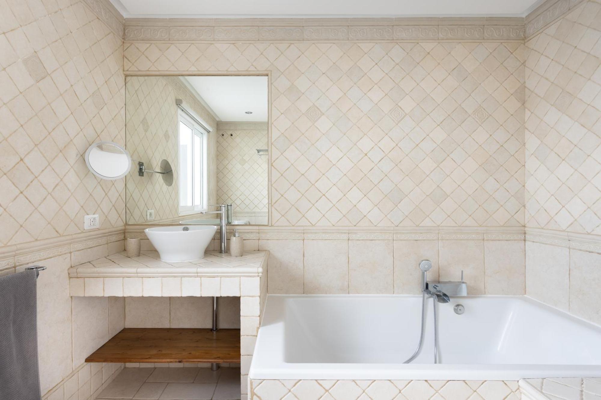 Classbnb - Luxury Townhouse 300m From Playa Del Duque Holiday home *