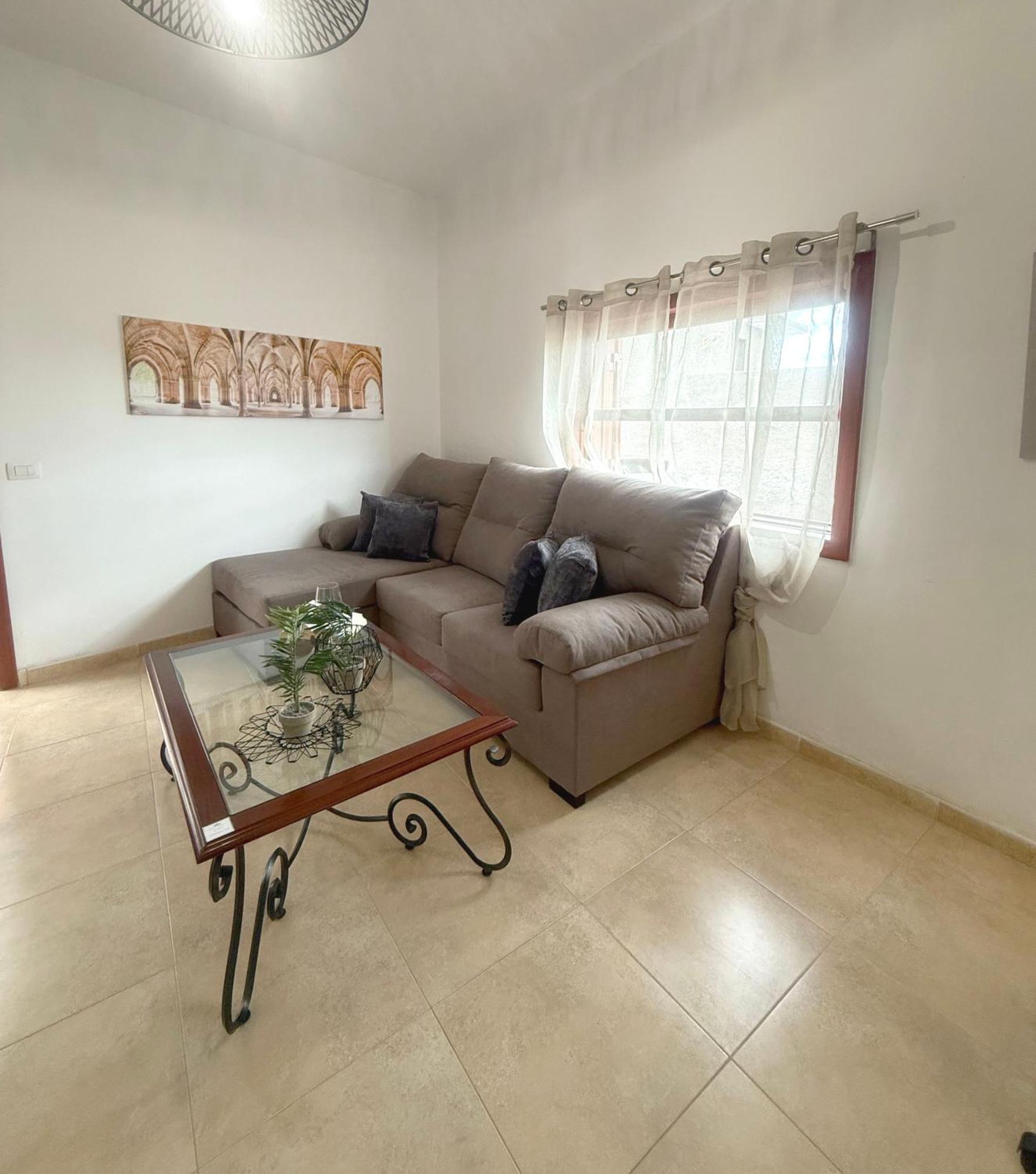 Casa A 50 Metros De La Playa. Supreme Pedro Holiday home *