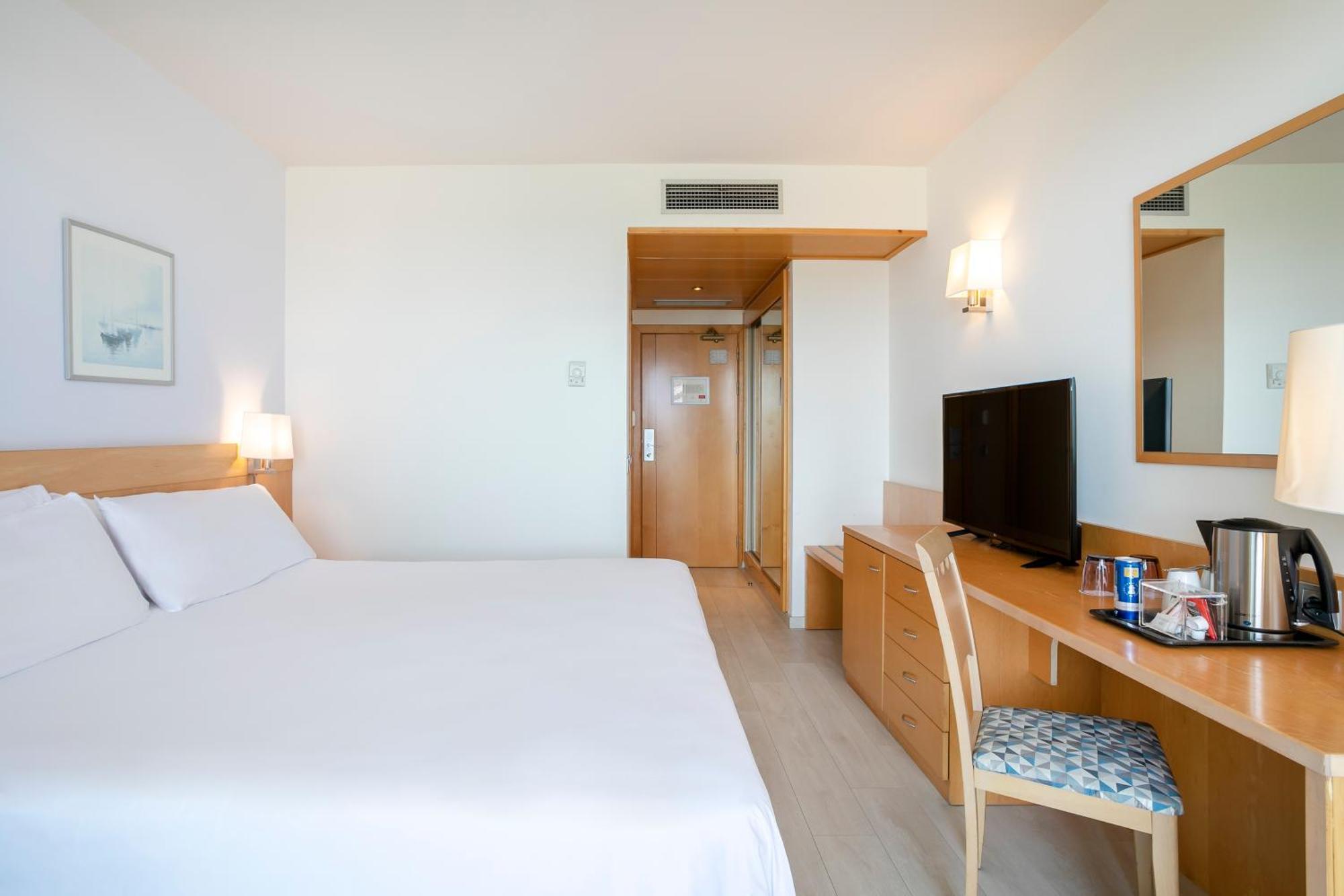 Sol Port 4*