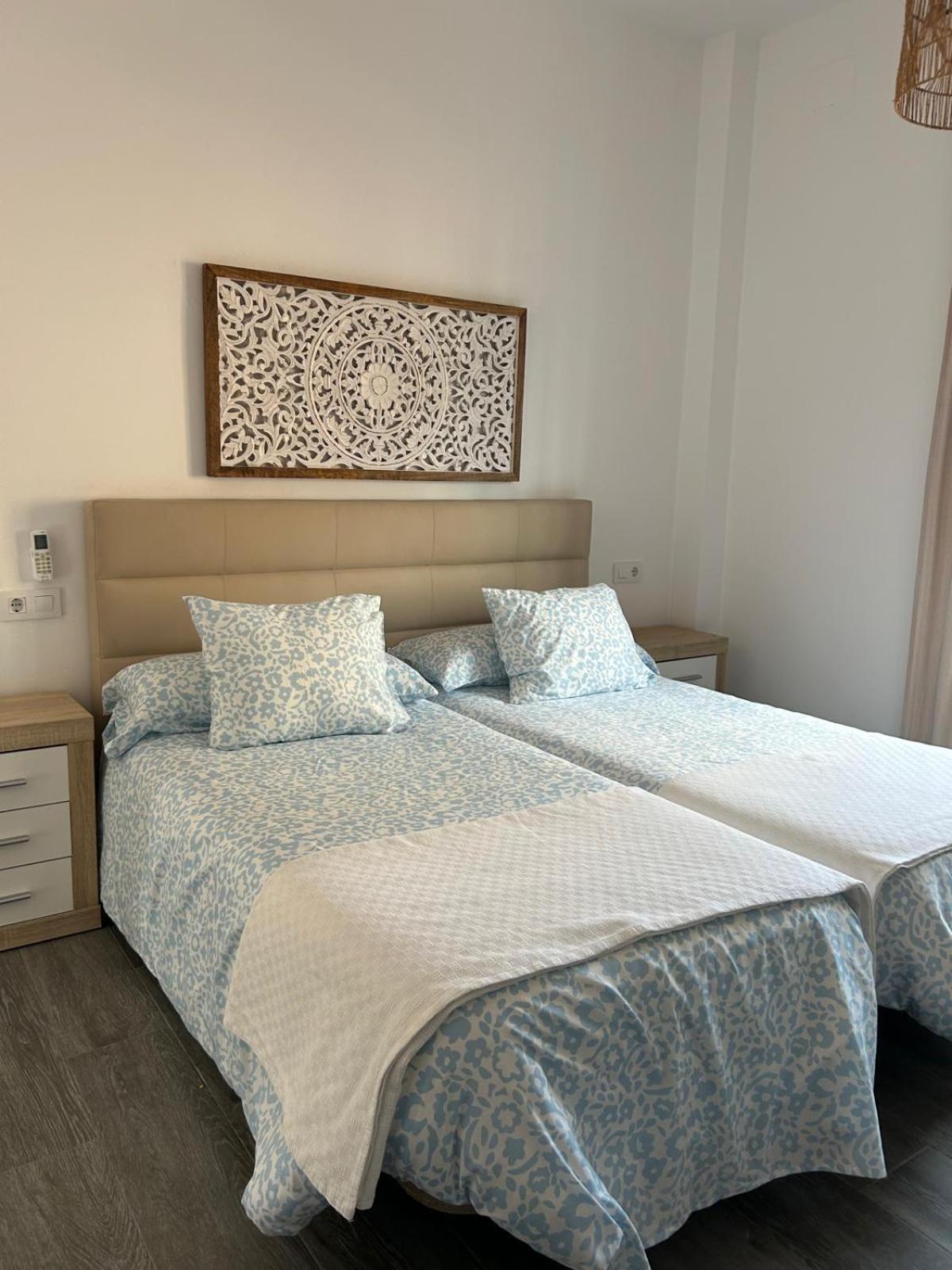 Apartment En Urbanizacion Residencial - Roble, 5 *