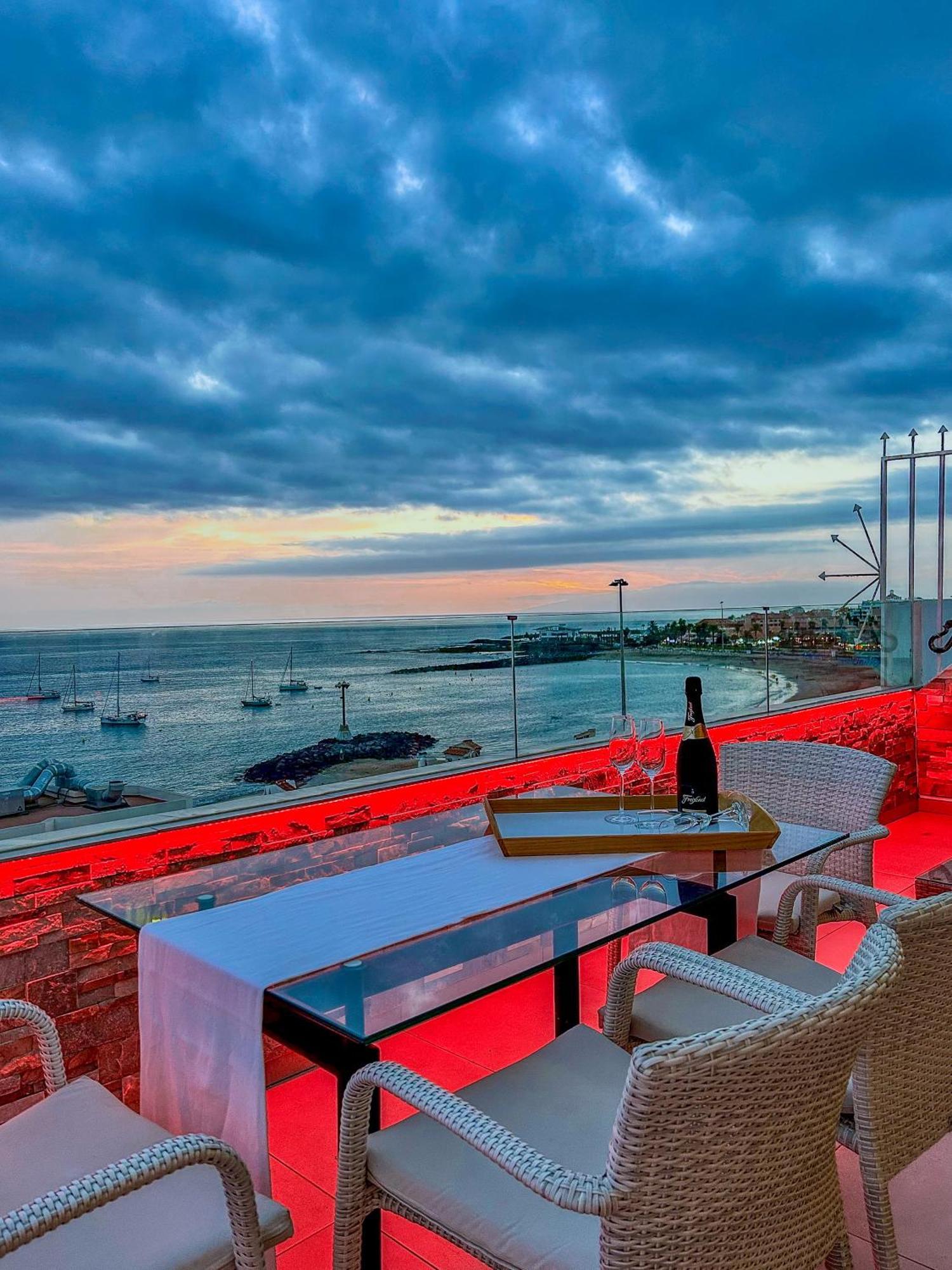 Penthouse Of Views Cristianos Apartamento