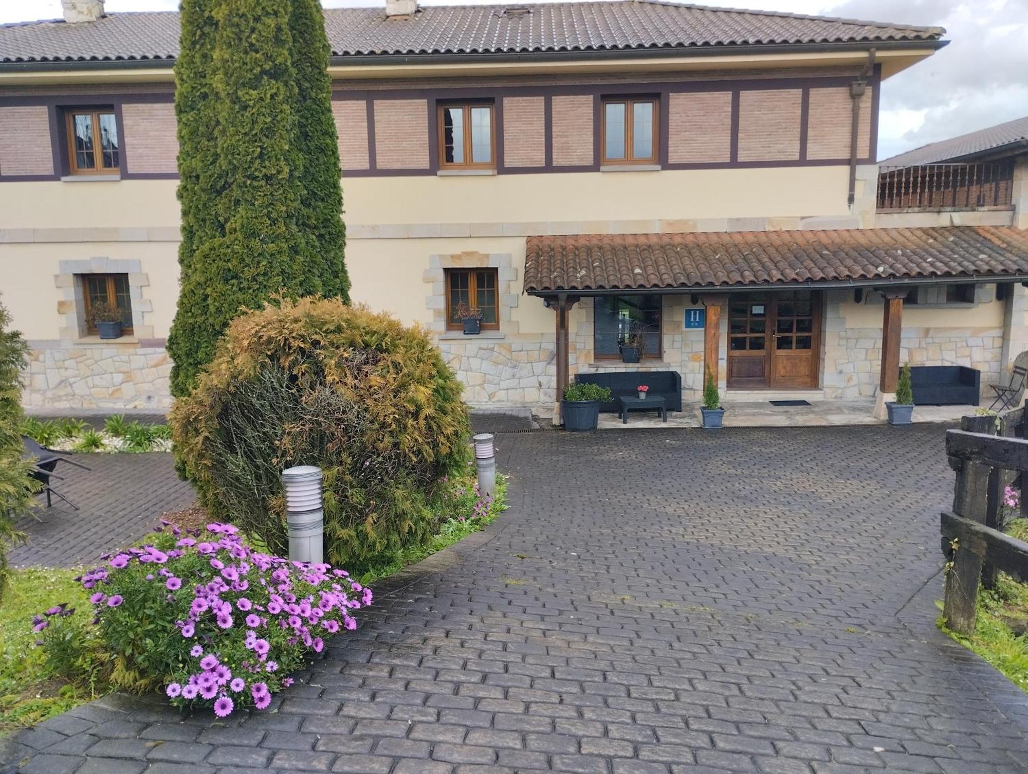 Artea Errota Hotel