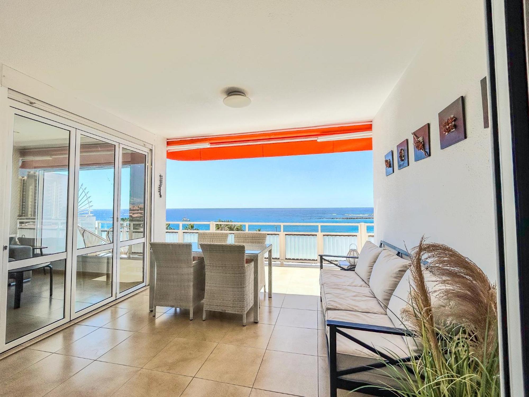 Penthouse Of Ocean Views Los Cristianos (Tenerife)