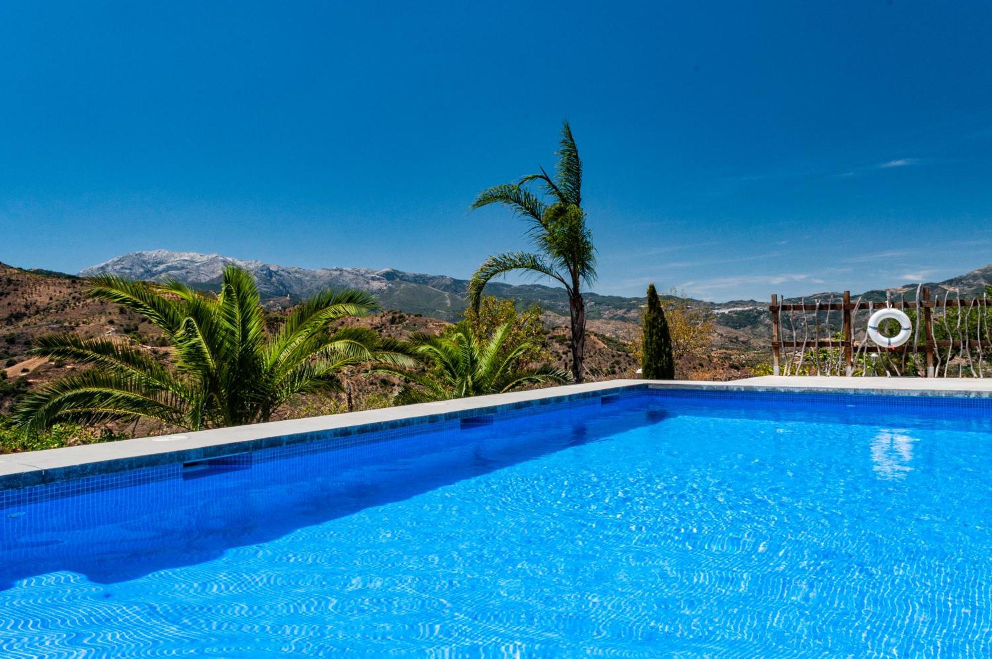 Nido Aguila Blanca Aparthotel *