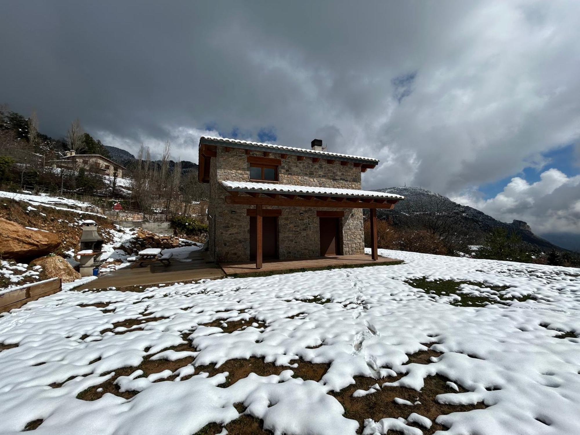 Casa De Les Escoles, Espinalbet - Alberga Chalet *