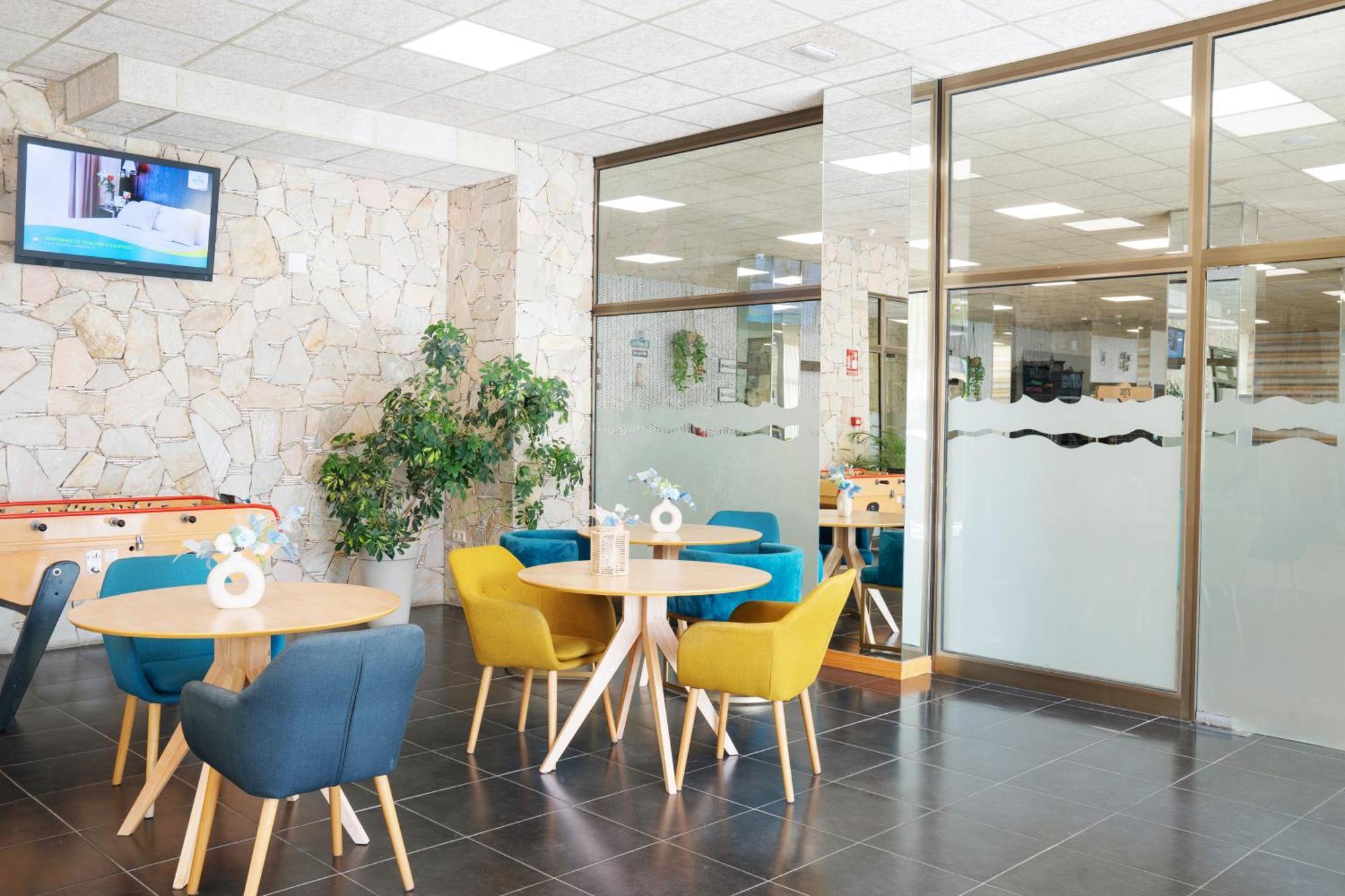 Aparthotel Ona