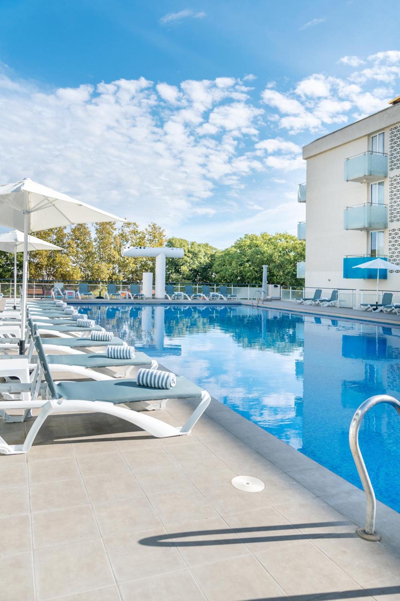 Aparthotel Ona 4*