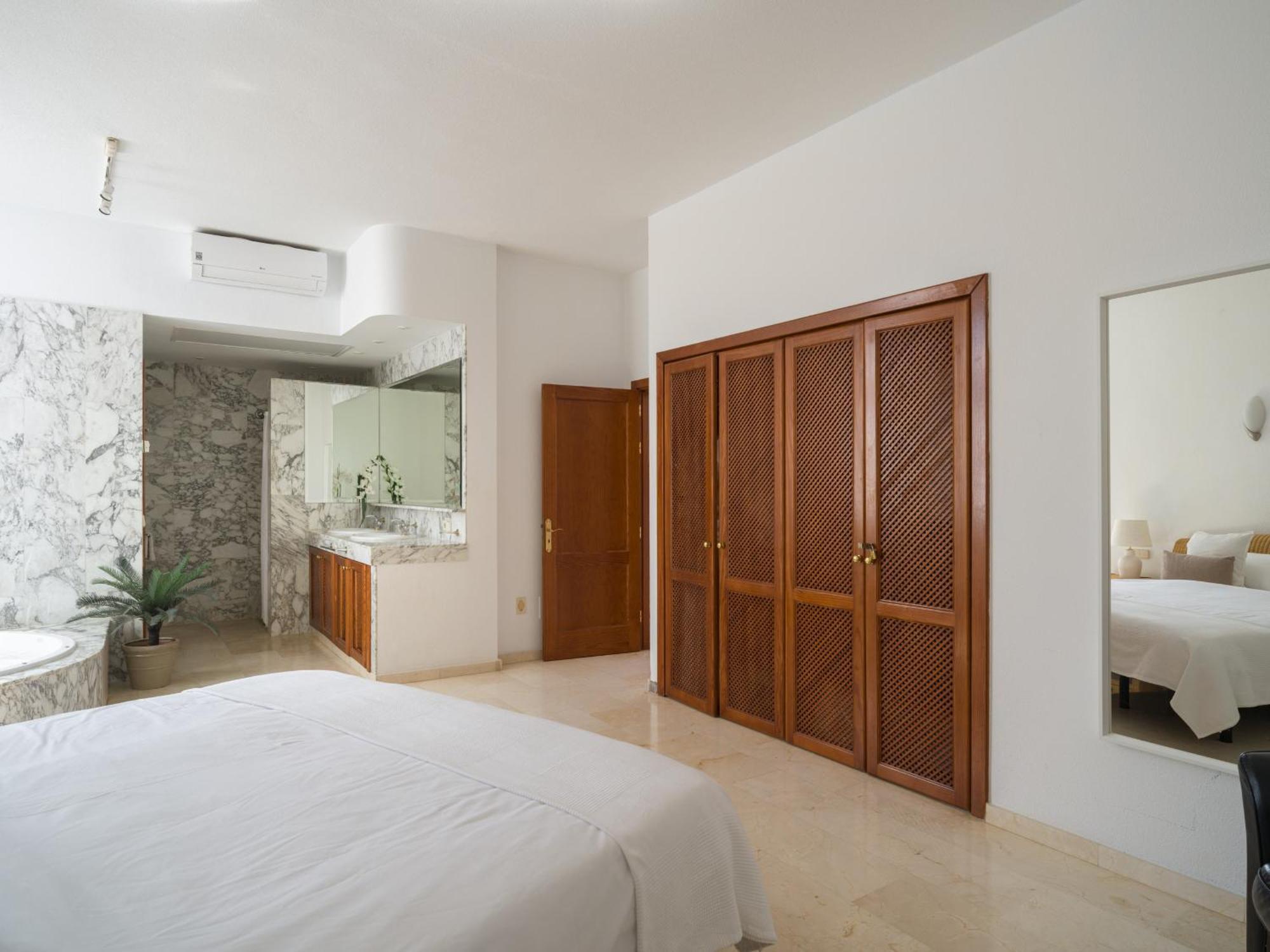 Tauro Villa
