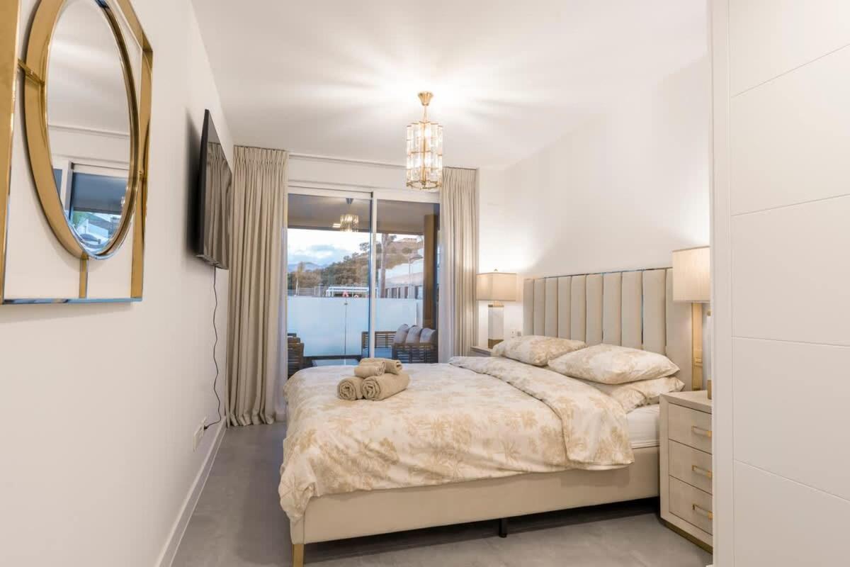 Apartment Cala Serena - Beautiful 2-bedroom 850 Meters From The *