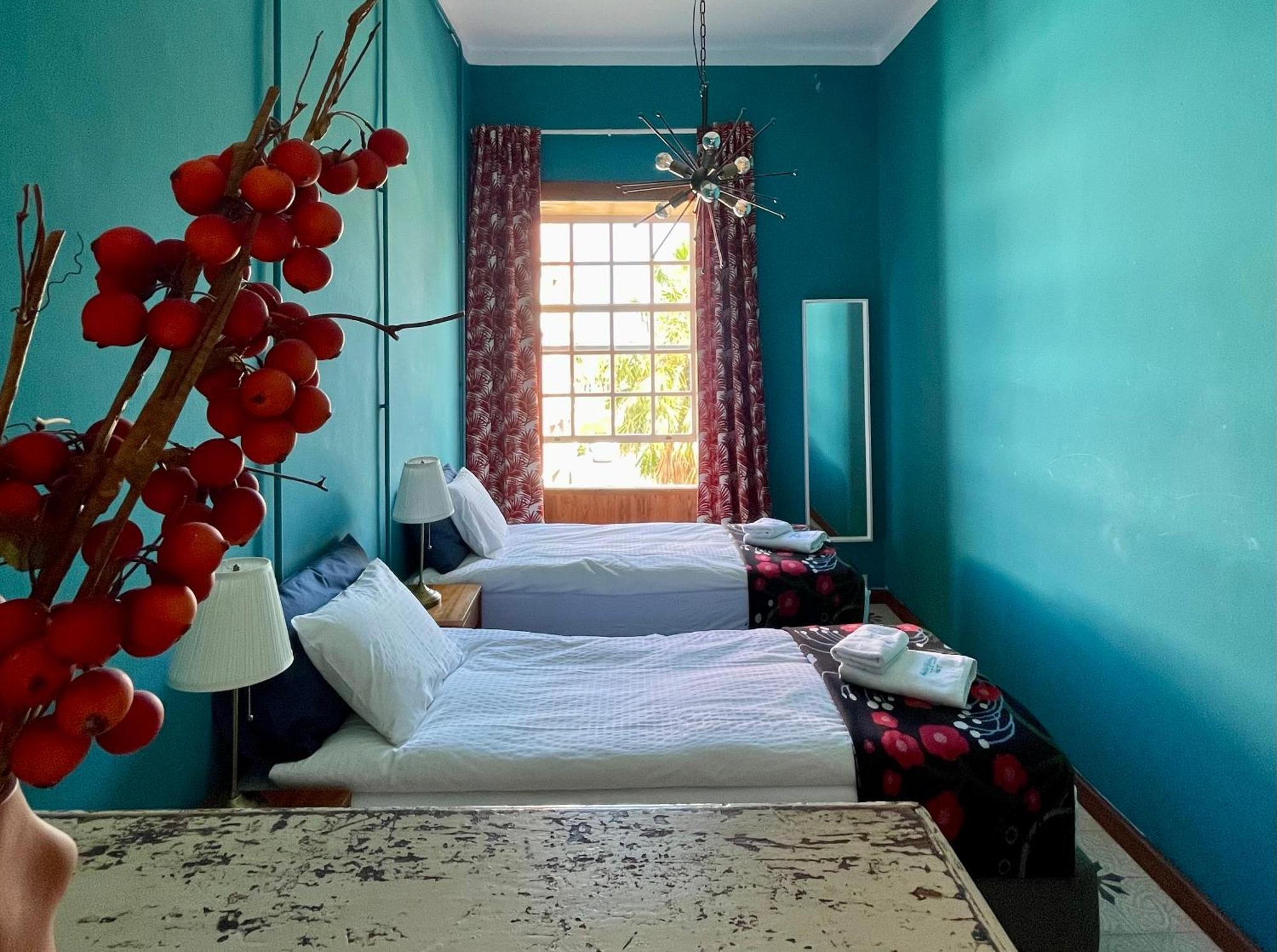 Hostel Bubango *
