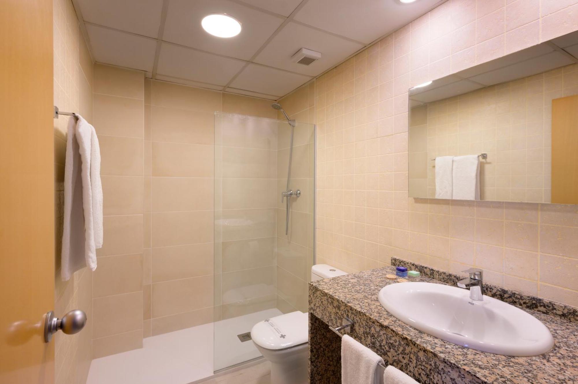 Sg Costa Barcelona Apartahotel 2*